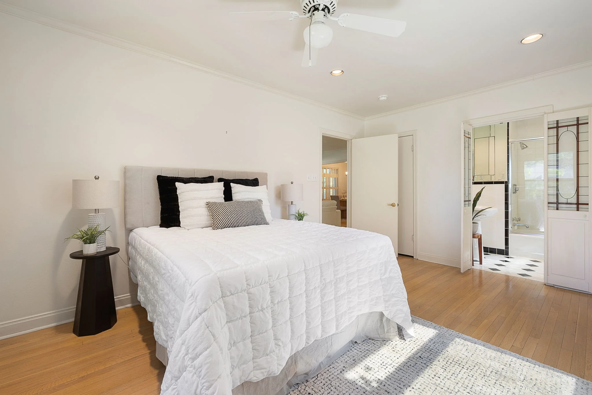 25-web-or-mls-1614 Preston Ave KCP 040626 - 11.jpg