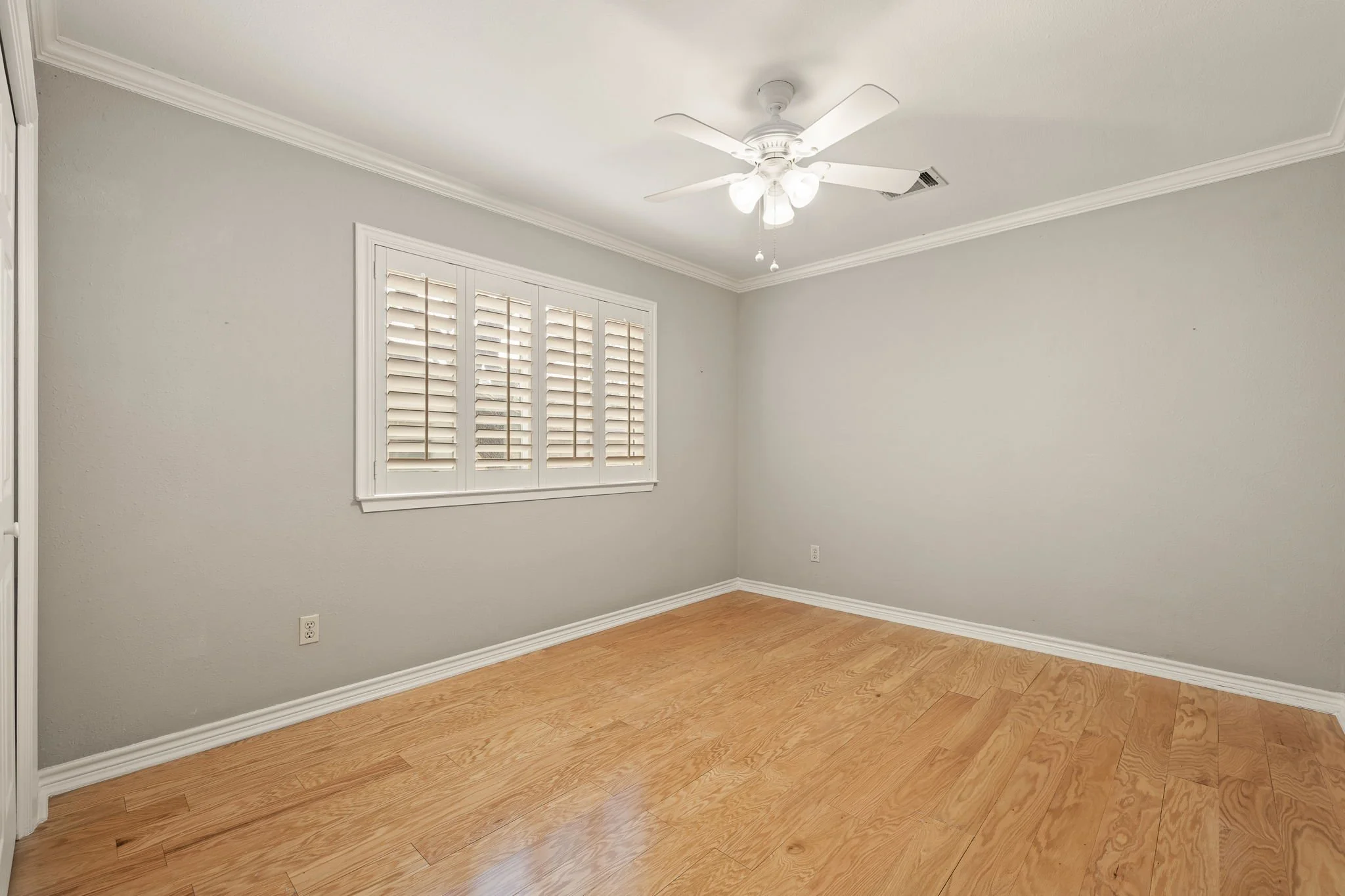 21-web-or-mls-2015 Verbena Dr KCP 050626 - 31.jpg