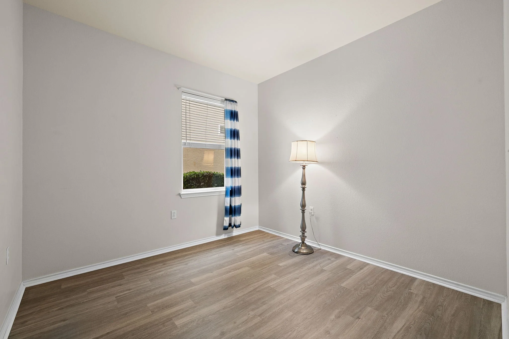 18-web-or-mls-108 Farm Hill Dr KCP 050126 - 36.jpg