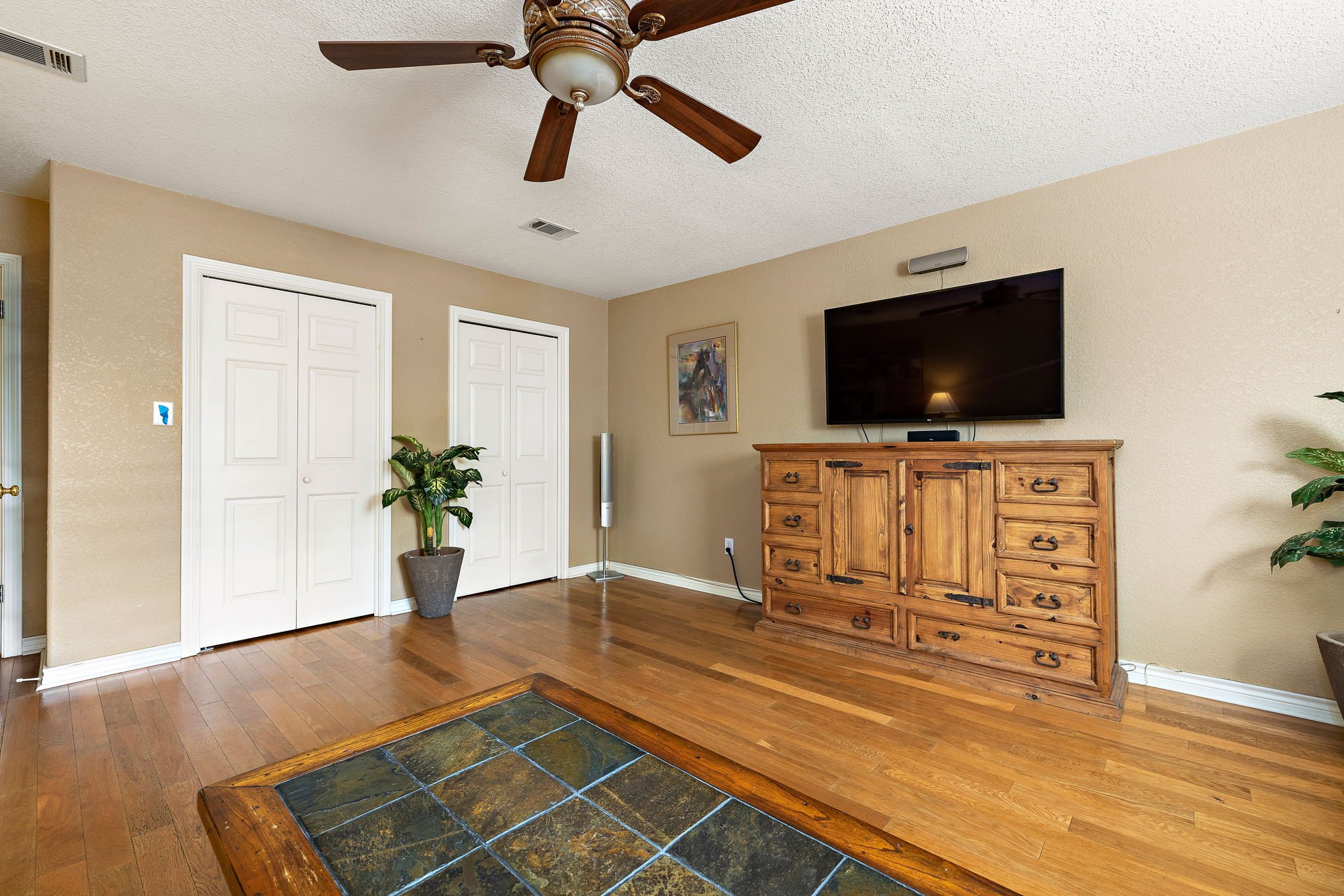 25-web-or-mls-15 Meadow Run KCP 041626 - 54.jpg