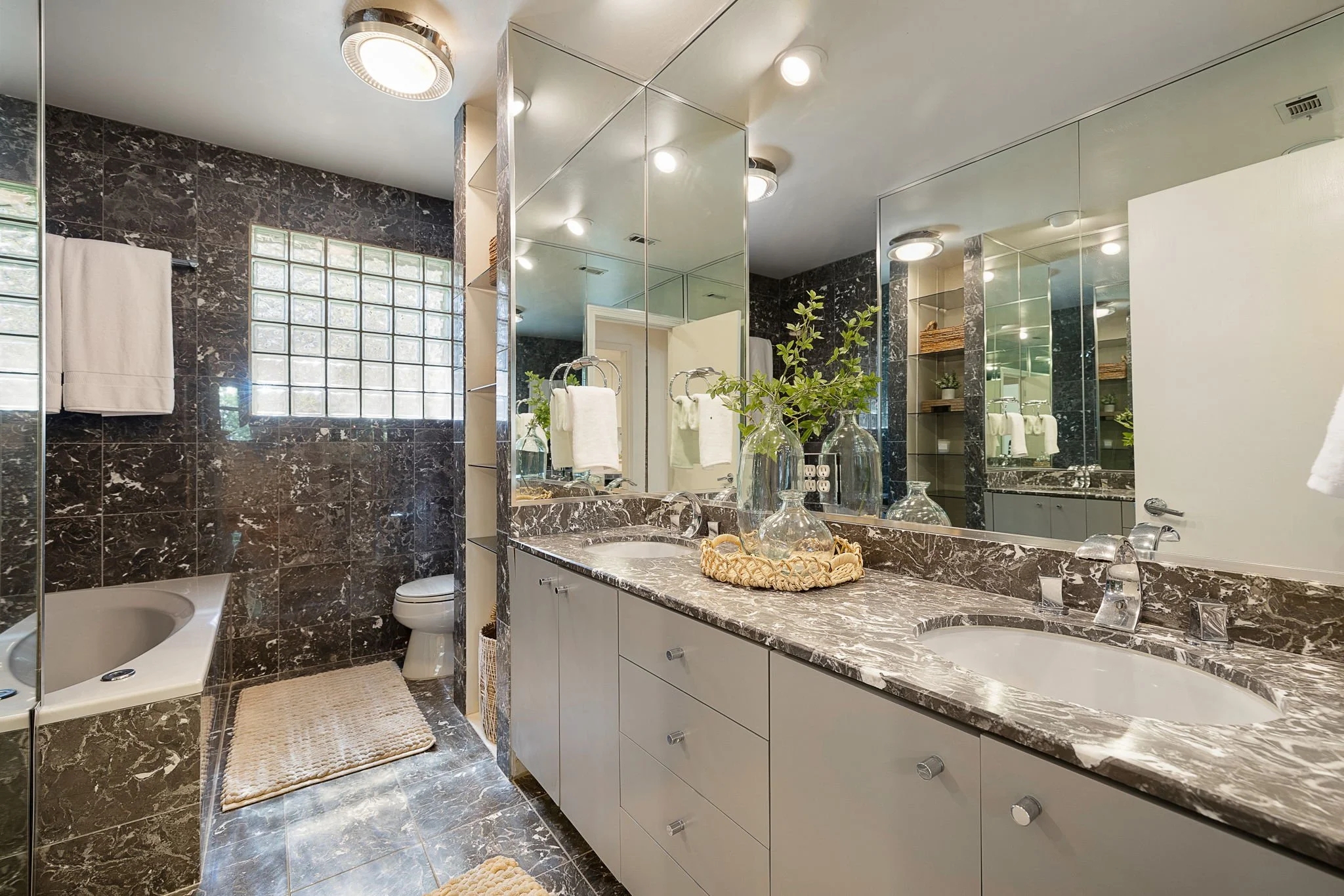 29-web-or-mls-1614 Preston Ave KCP 040626 - 27.jpg