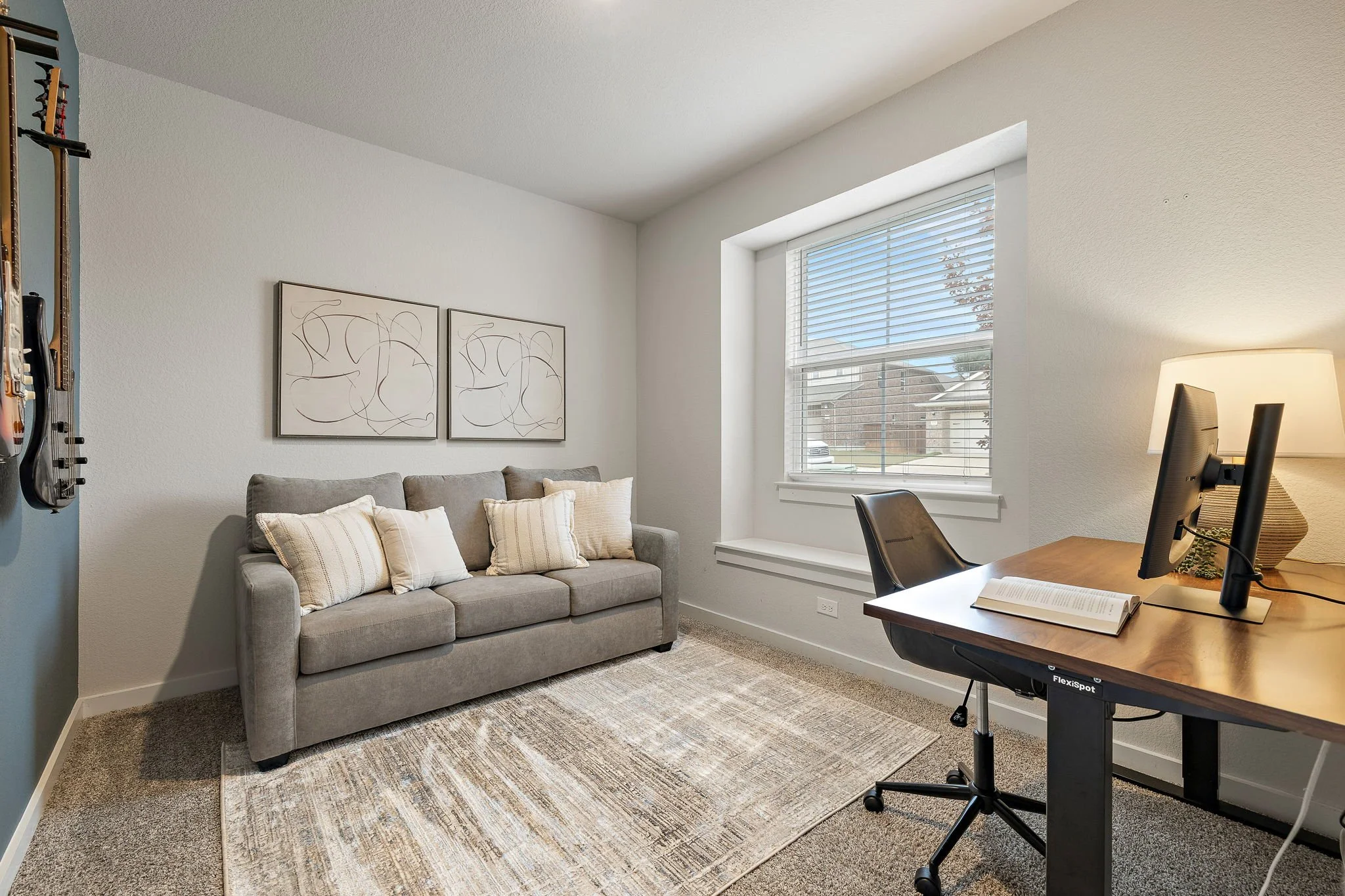 21-web-or-mls-1136 Oak Chase Wy KCP 121725 - 4.jpg