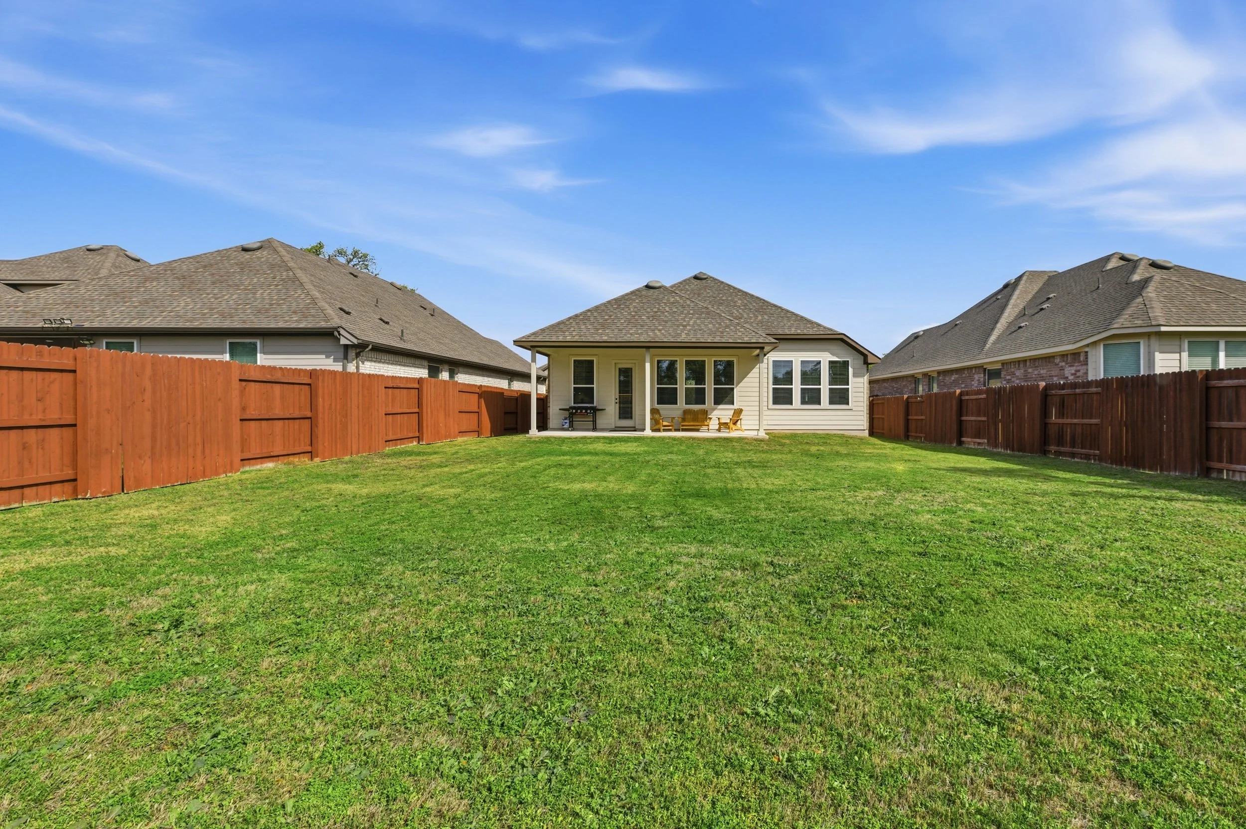 Large Backyard, porch, backed to trees | Georgetown, TX 