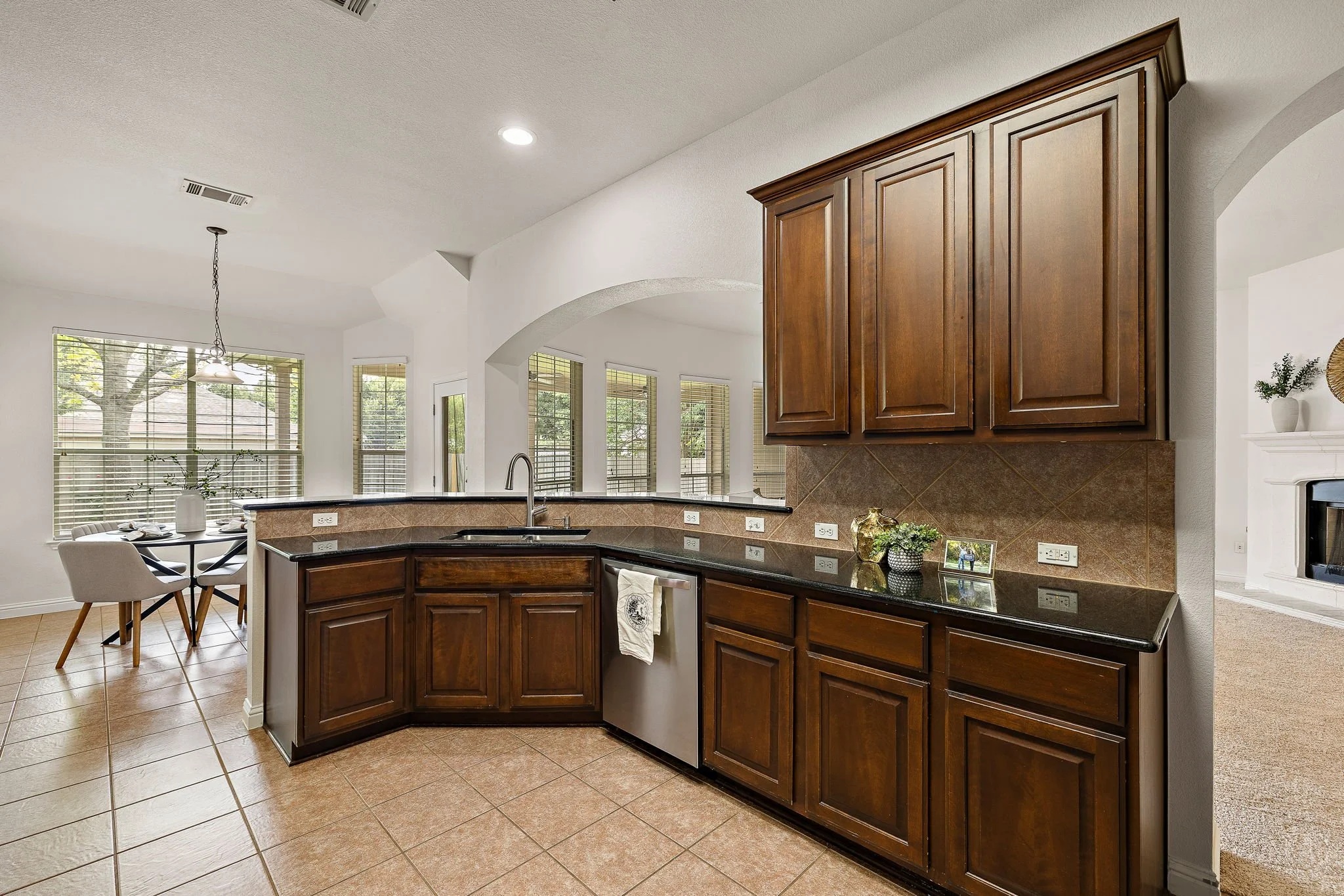 14-web-or-mls-1115 Canyon Maple Rd KCP 060326 - 145.jpg