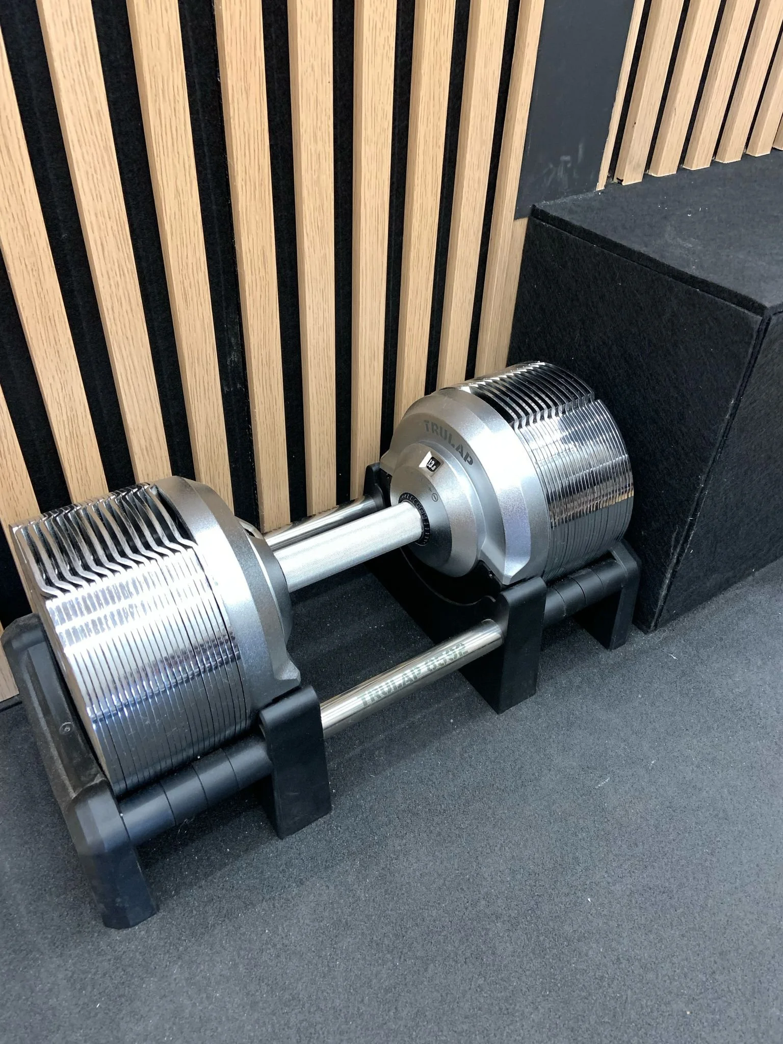 Dumbbell