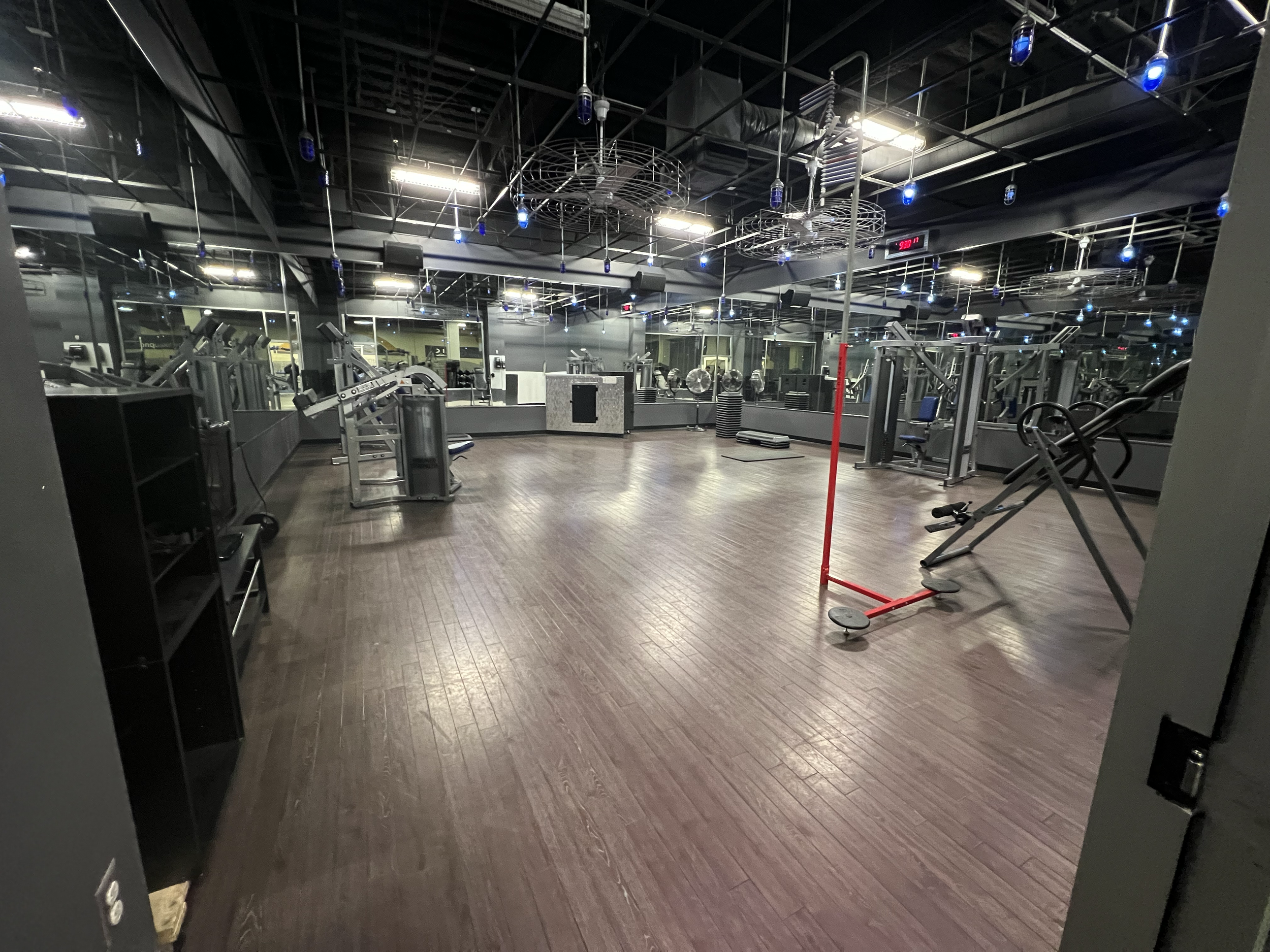 Extra Studio Floor 1