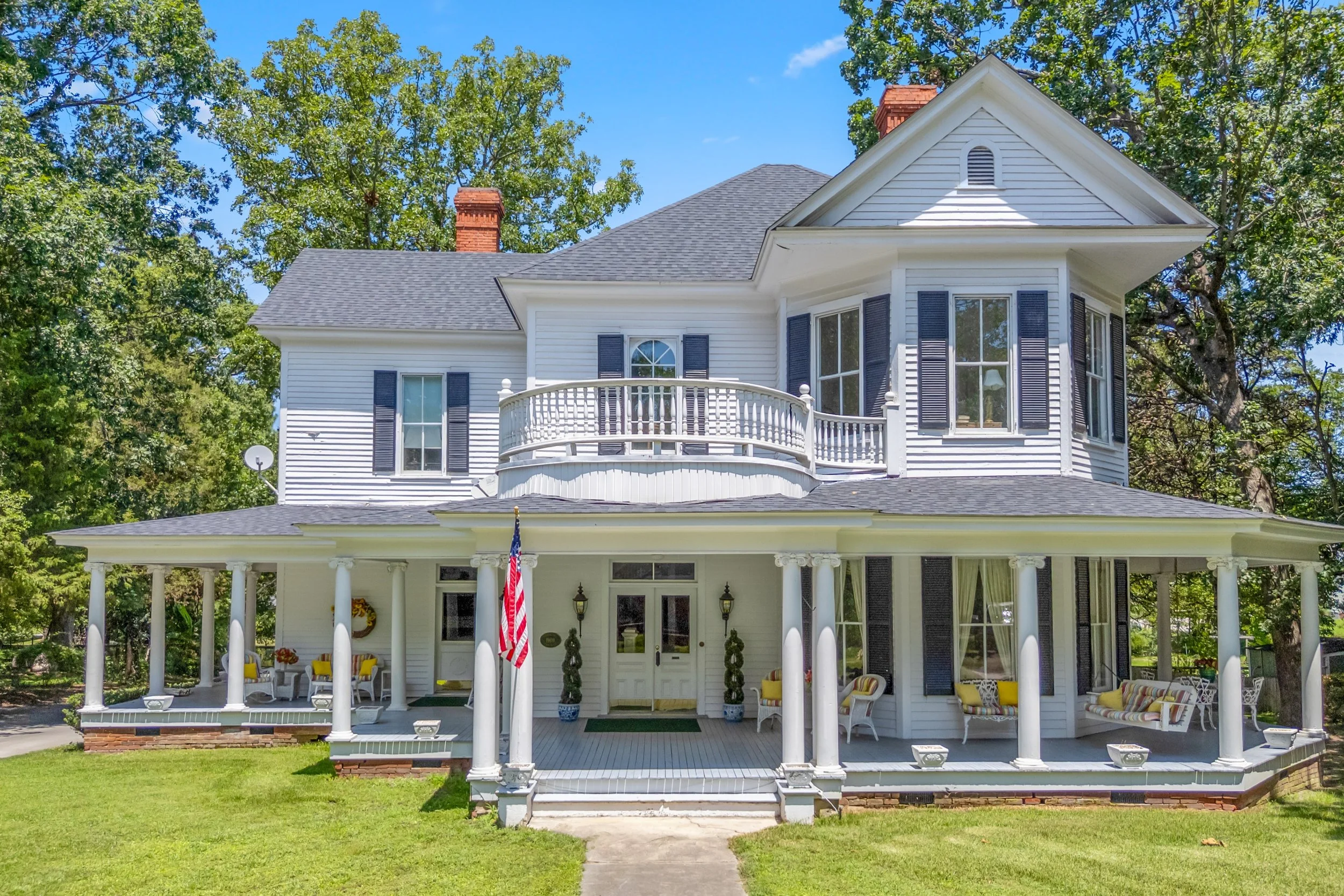 119 E Franklin St_1.jpg
