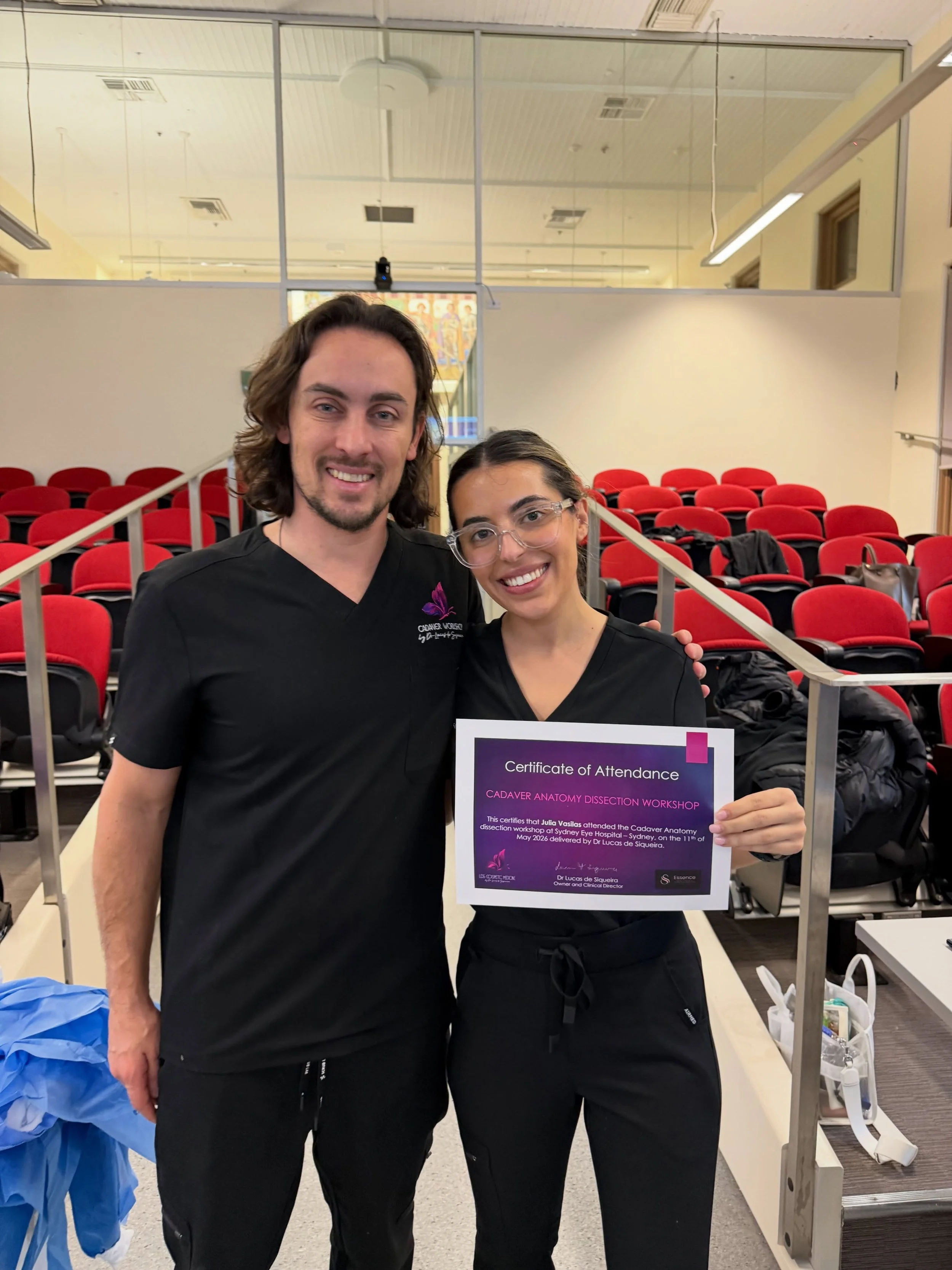 Today with the amazing Dr Lucas 

So grateful to be invited to an opportunity like this. An invaluable experience 8 full hours of intense learning, dissecting every layer of the face and gaining a deeper understanding of facial anatomy. I always say 