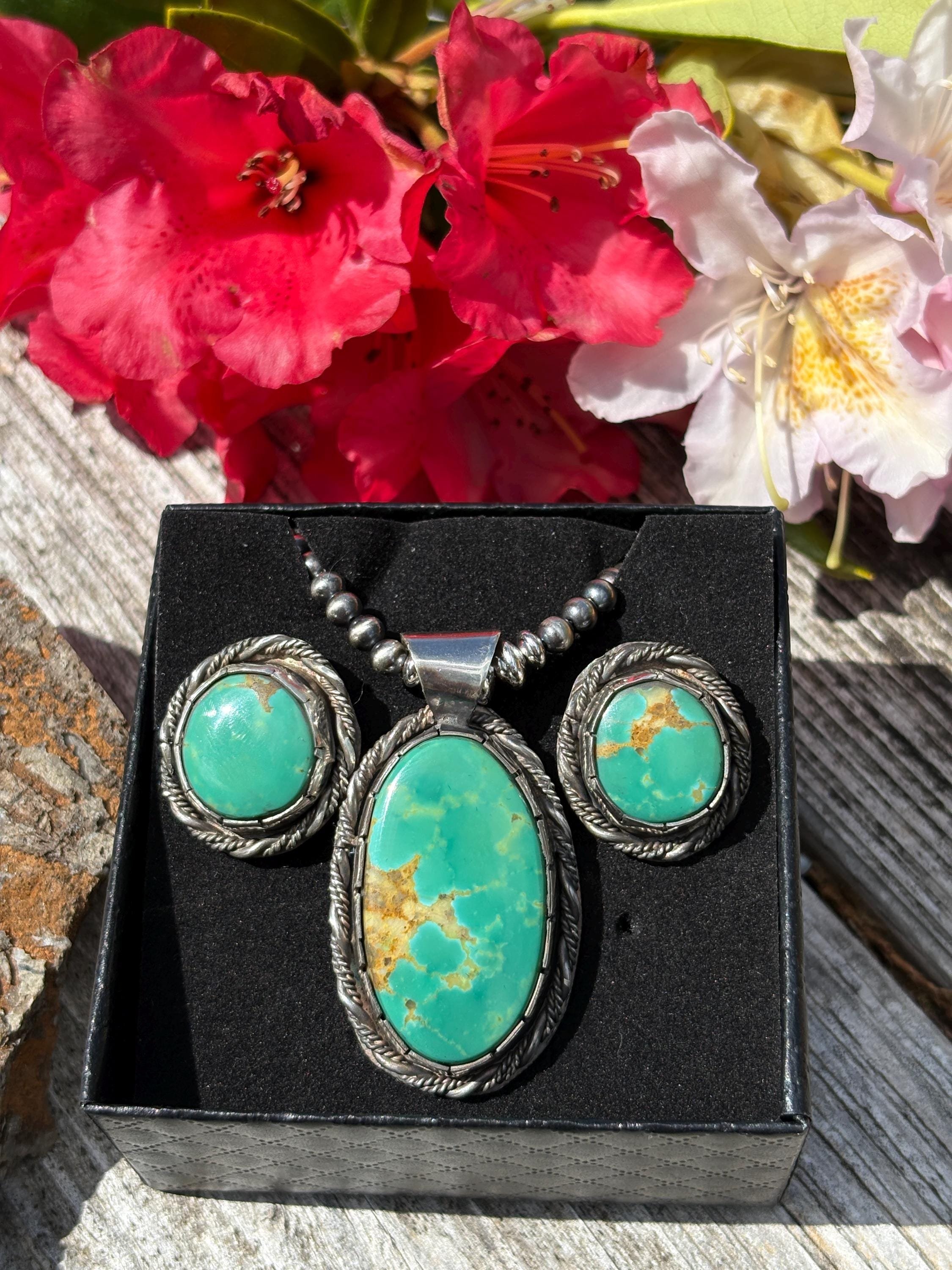 https://i.etsystatic.com/53705586/r/il/683e3e/6917674785/il_fullxfull.6917674785_r8y9.jpg