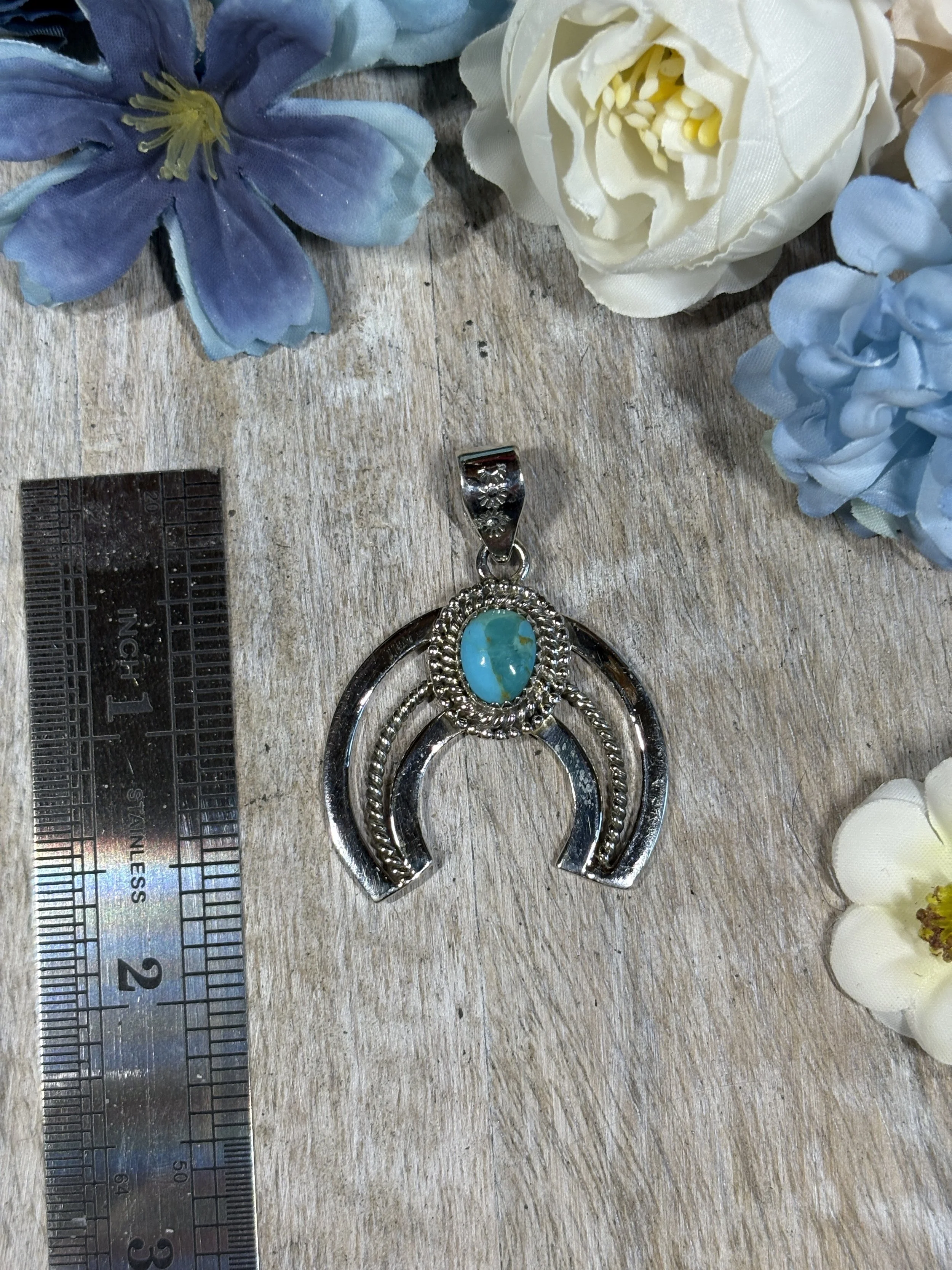 Kingman Turquoise pendant 7.JPG
