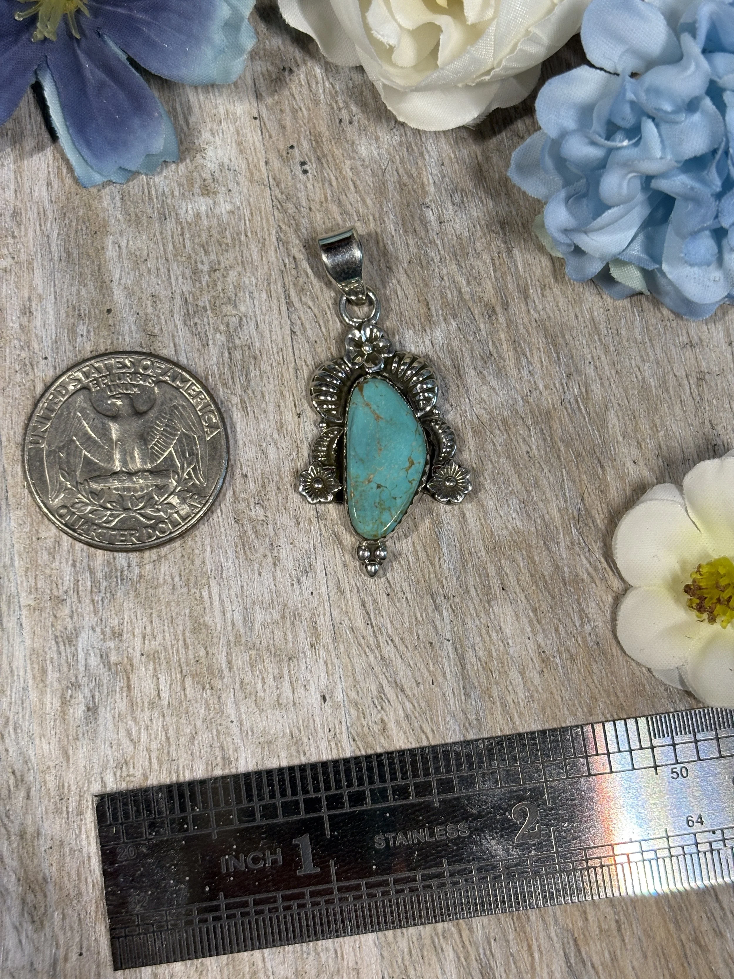 Kingman Turquoise pendant 3.JPG