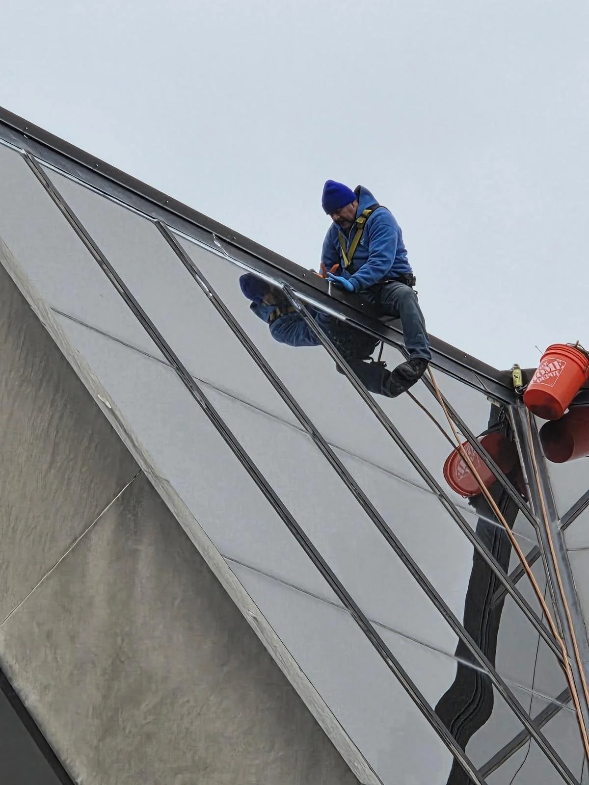 WhatsApp Image 2025-04-13 at 18.04.18_038361d4.jpg