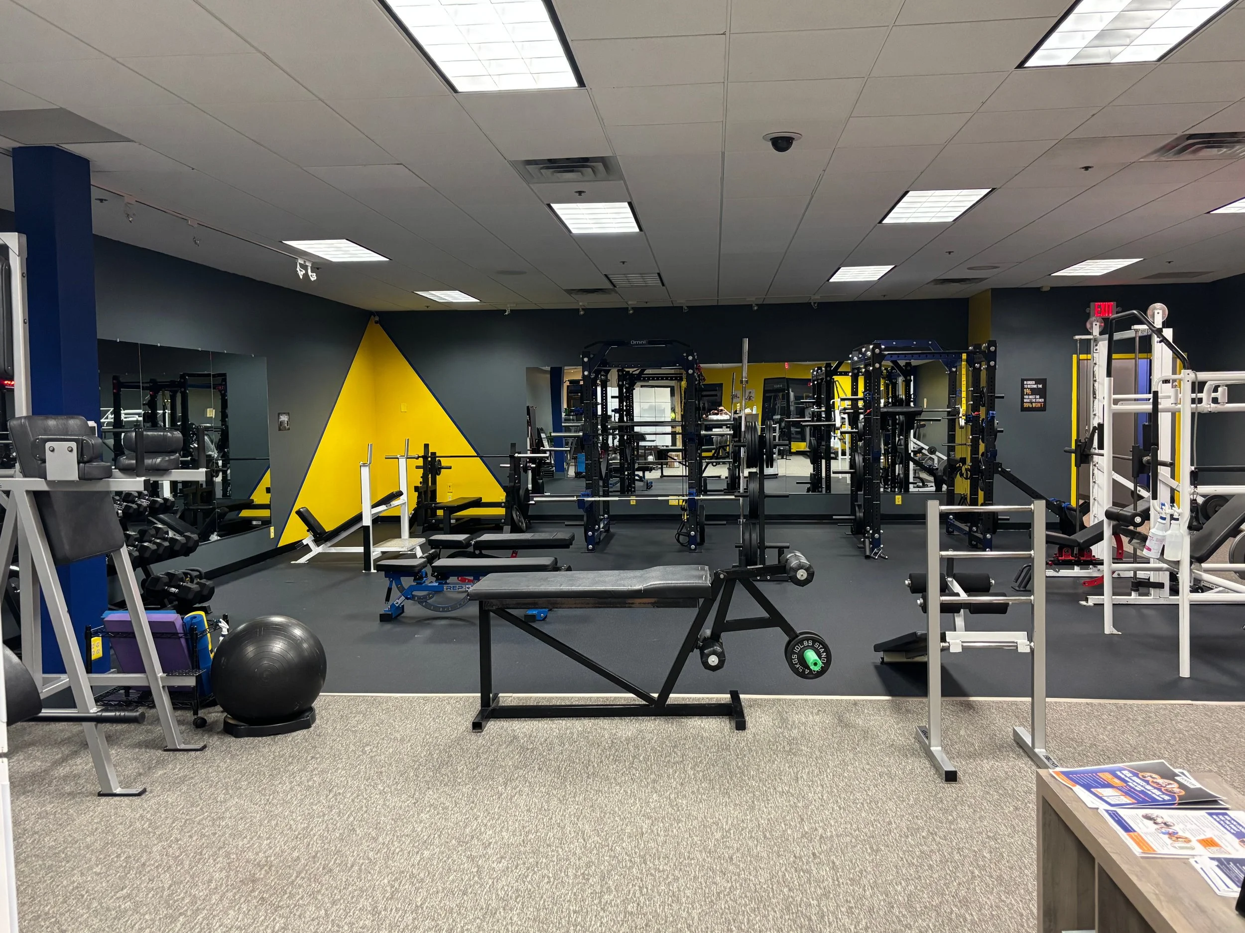 Upstairs weight floor