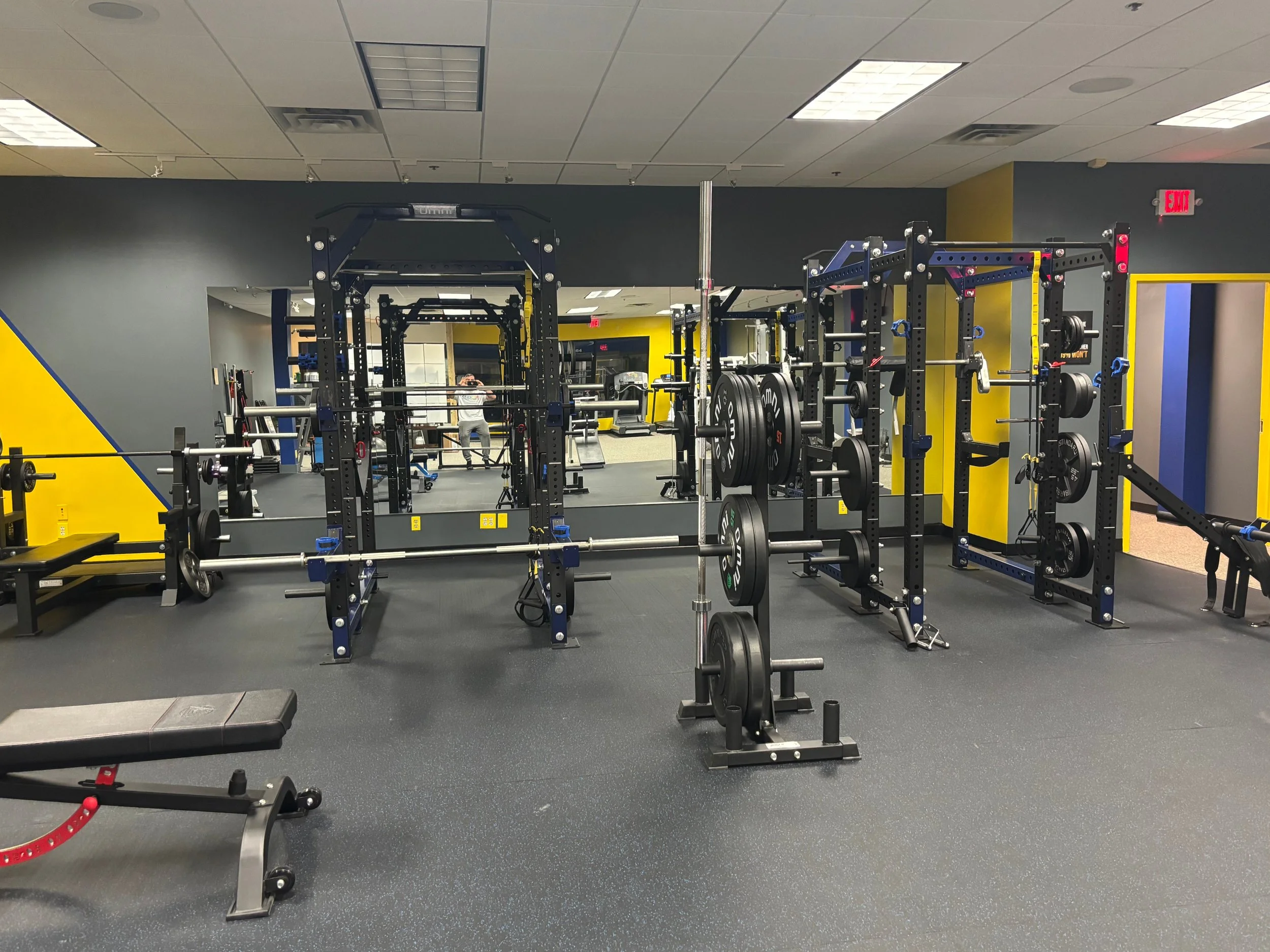 Weight Floor (Upstairs)