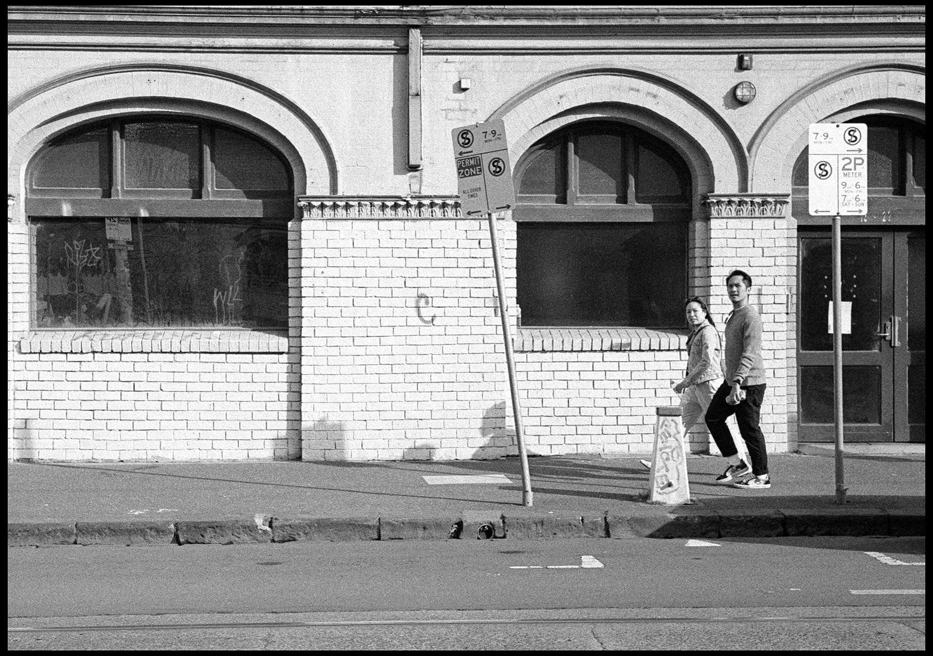 Fitzroy, Melbourne 2024 (952-026) HP5 / Canon 7 / 50mm Nikkor f2