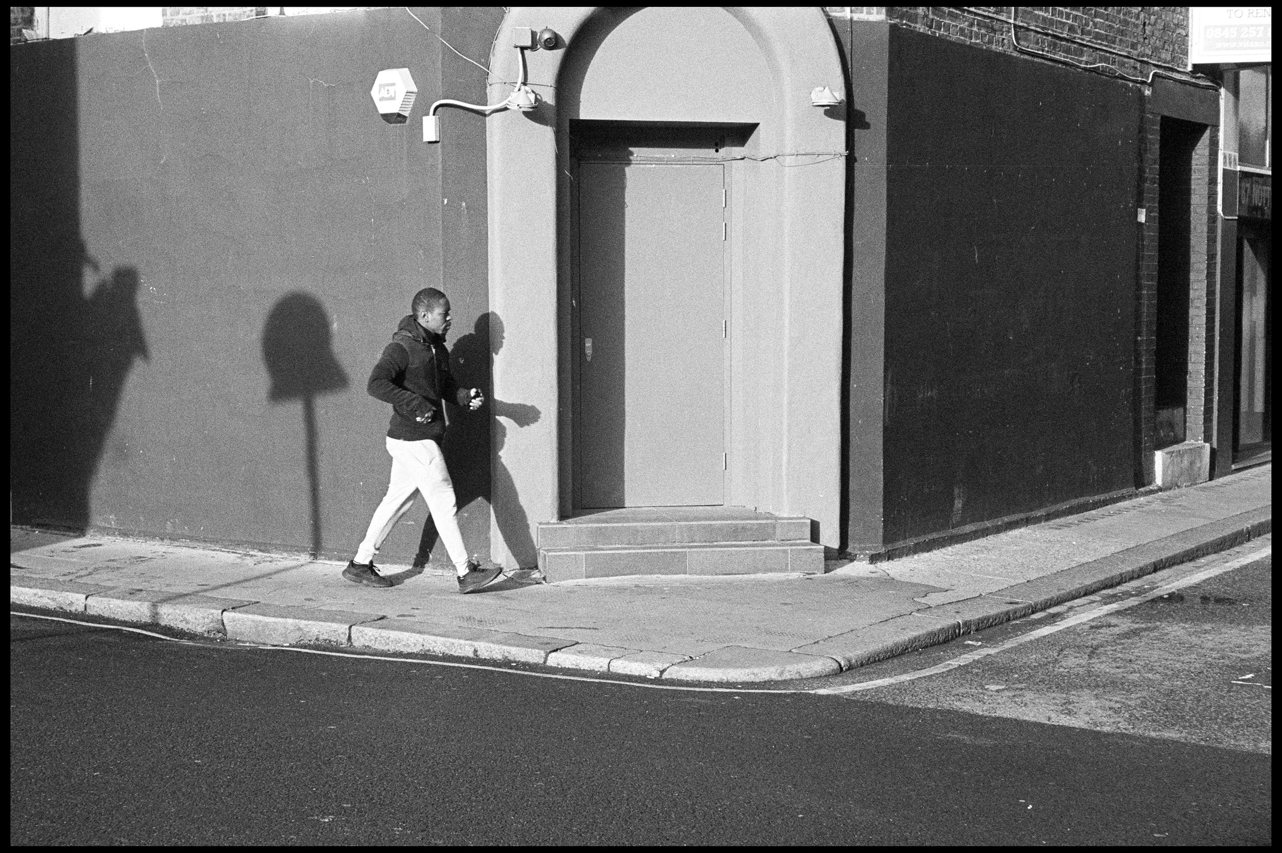 Nottinghill, London 2018 (822-002) HP5 / Canon P / 50mm Nikkor f1.4