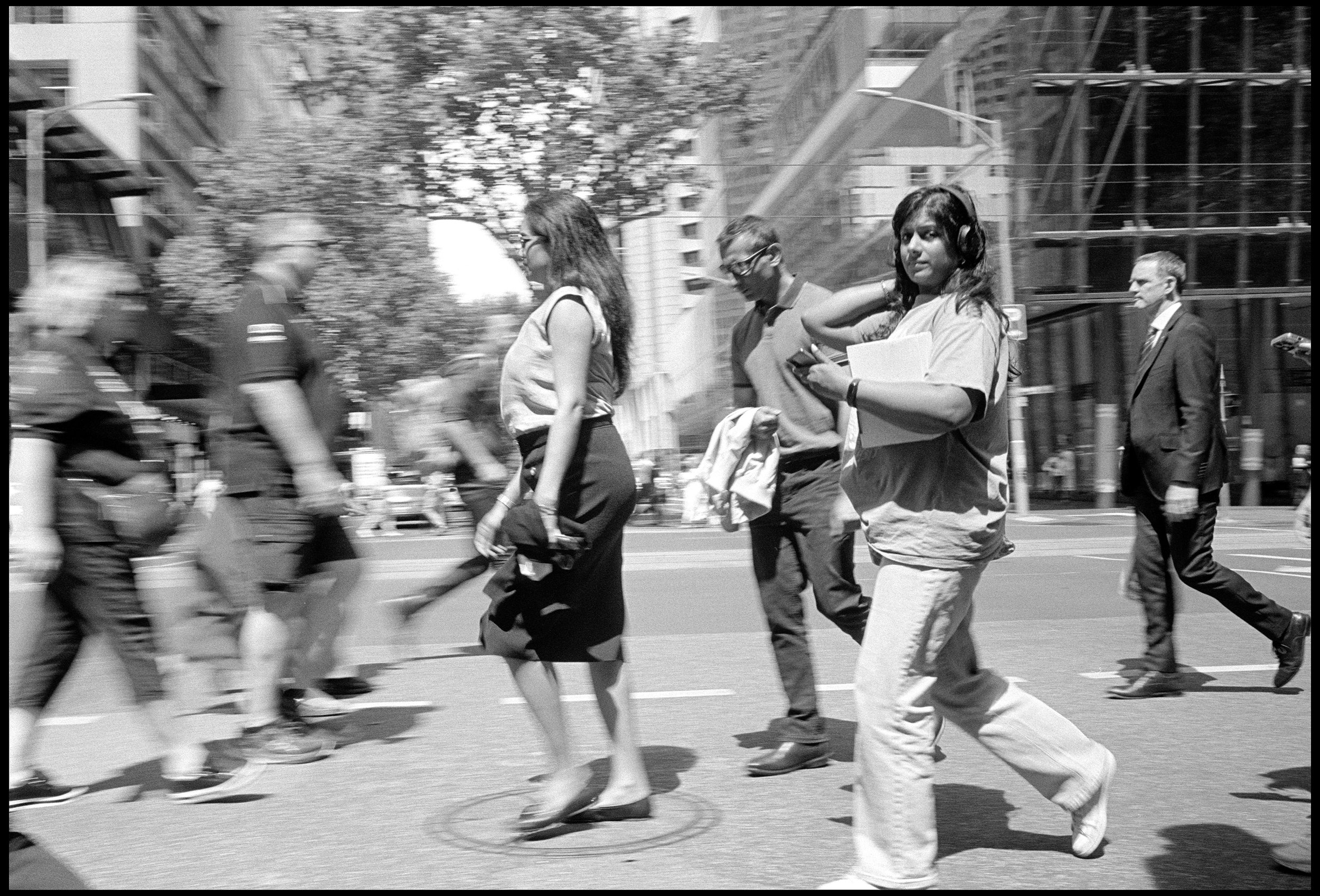 Melbourne CBD 2025 (1022-026) HP5 / Leica III / 35mm Canon f2