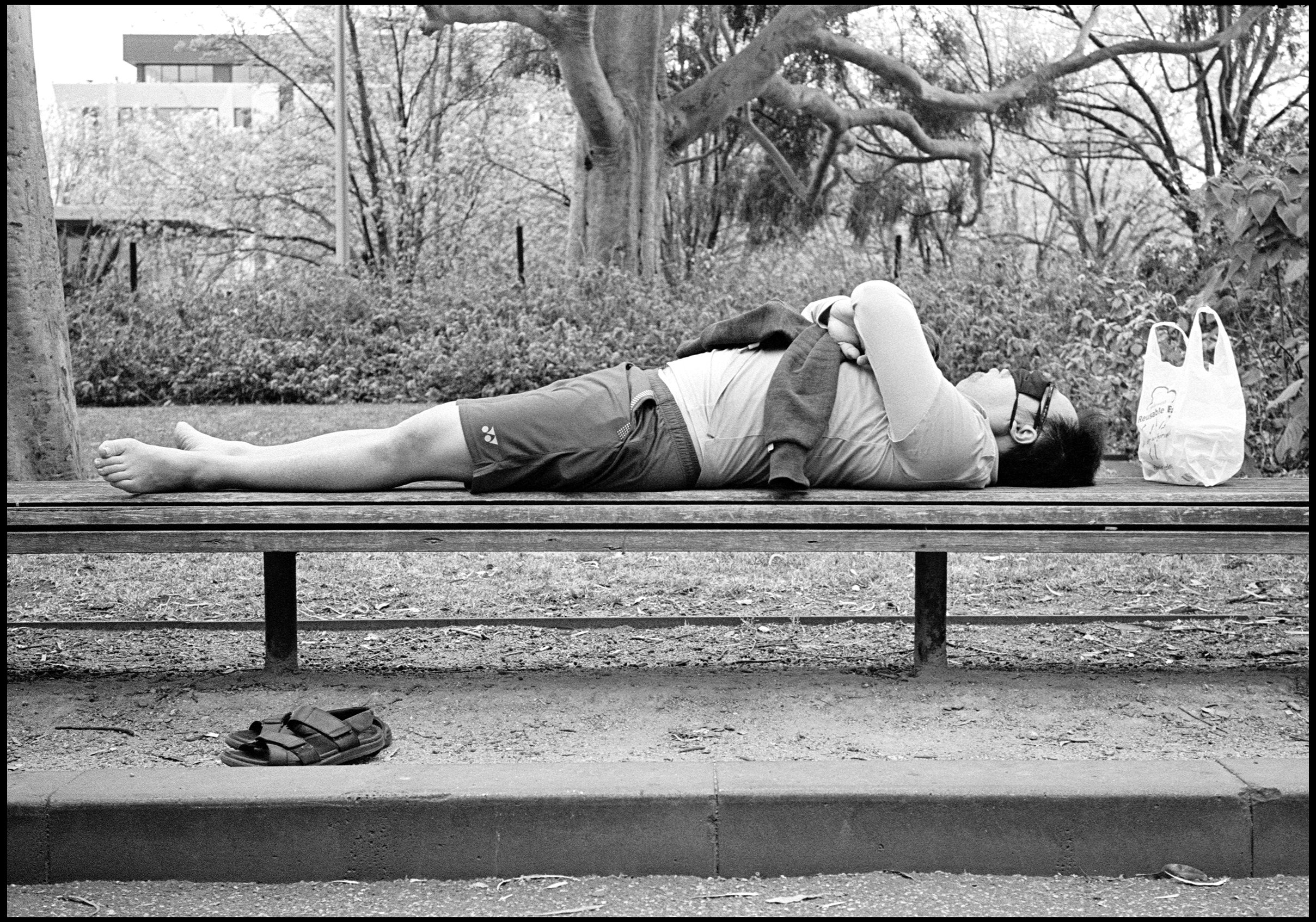 Carlton, Melbourne 2025 (1020-009) HP5 / Leica M2 / 50mm Voigtlander Color Skopar f2.5