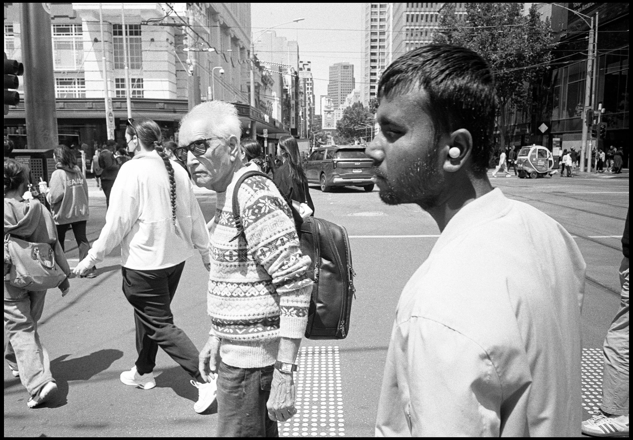 Elizabeth Street, Melbourne 2026 (1044-027) HP5 / Leica III / 28mm Canon f2.8