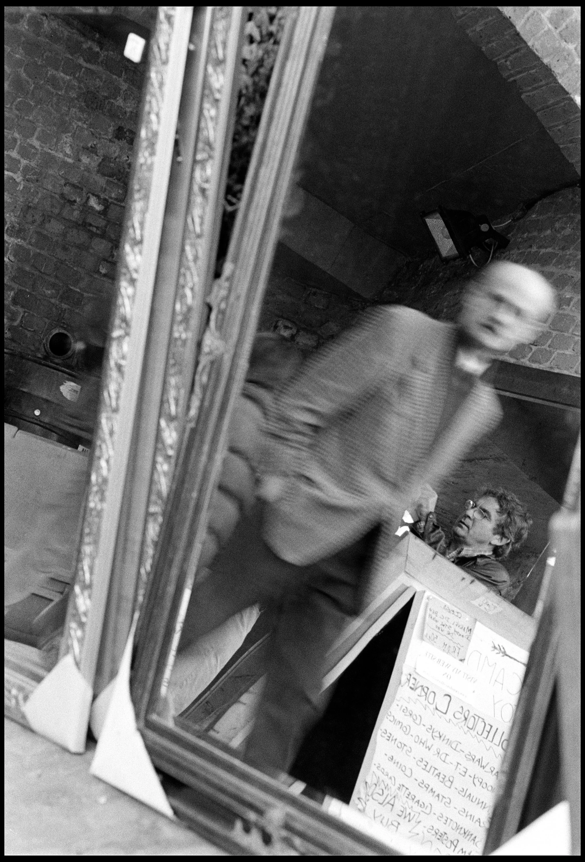 Camden Market, London 2000 (274-007) HP5 / Nikon F3 / 50mm Nikkor