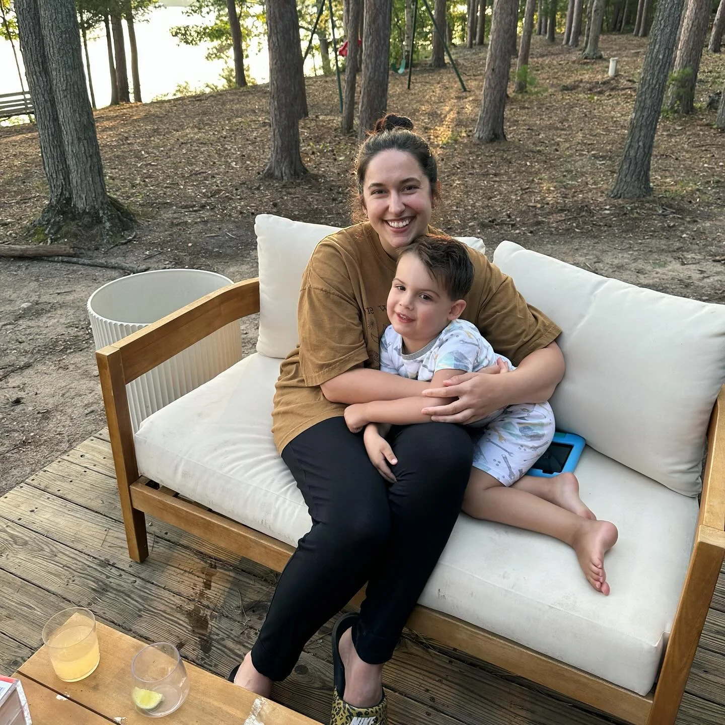 Your last Leo reminder: your heart is the center of your life 💌

Seen here are my heartiest moments of Leo Season. Playing with my niece and nephew, admiring sunflowers and sunsets, reading birth charts at a gem-themed bachelorette party, giving tha