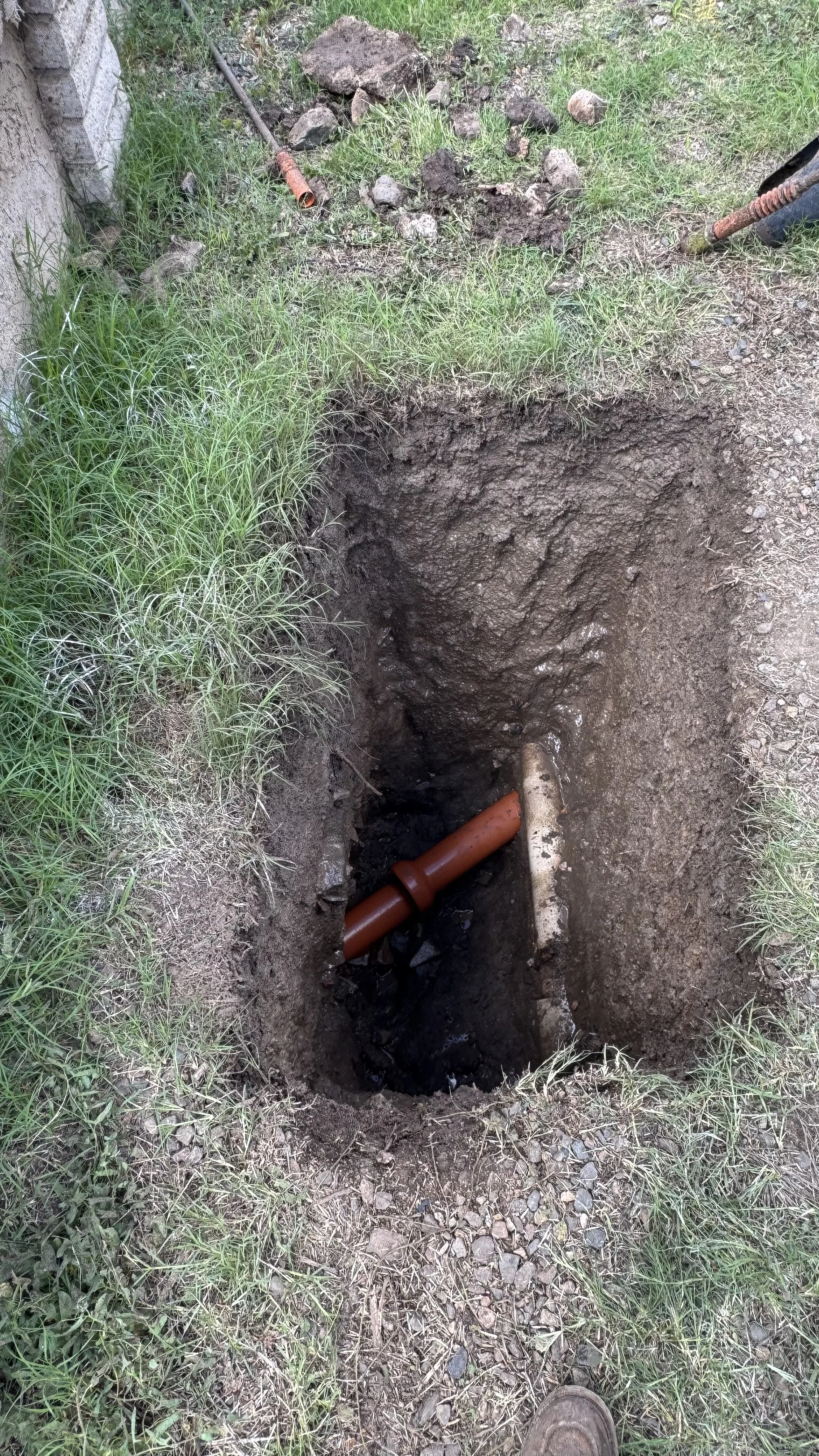 Broken sewerline exposure- Prescott, Az