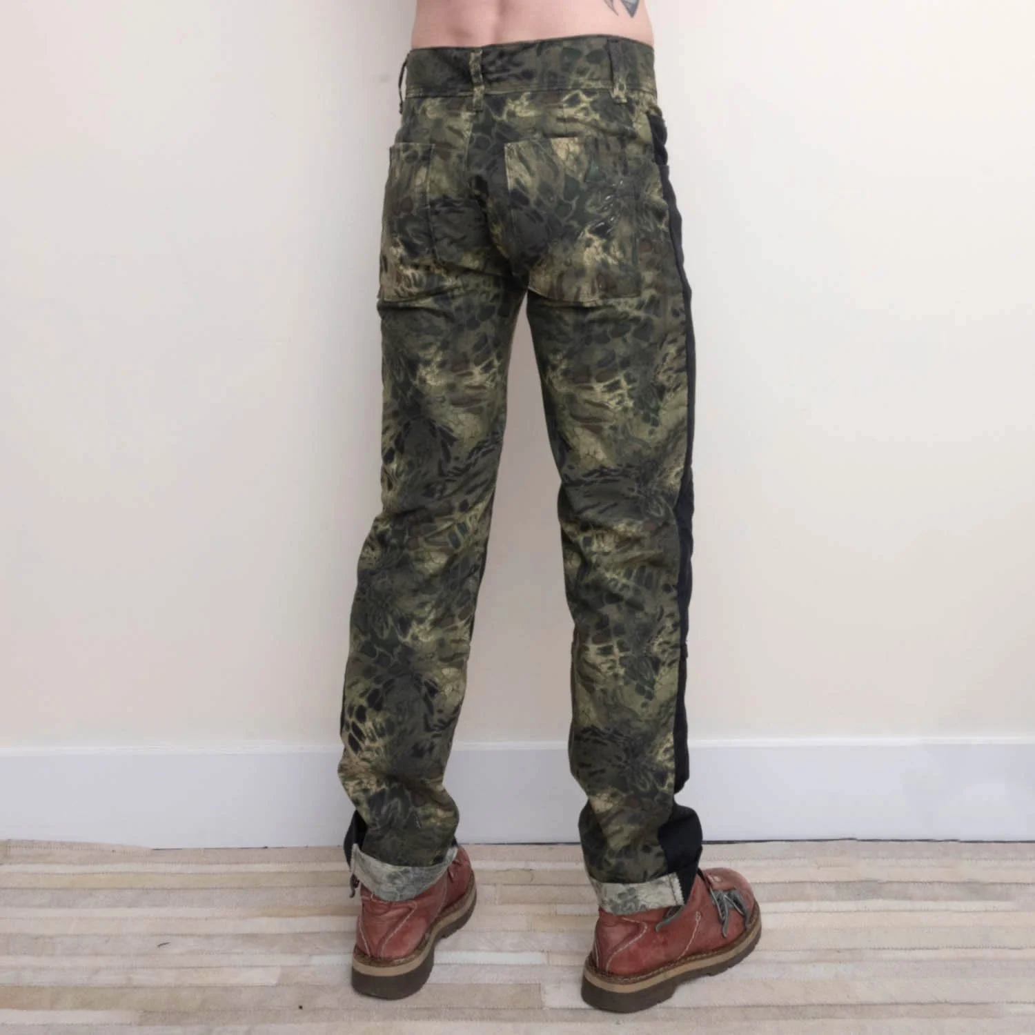 pants_0102_7.jpg