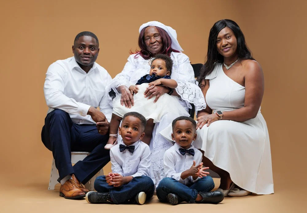 Kemoe Family 2024_015.jpg