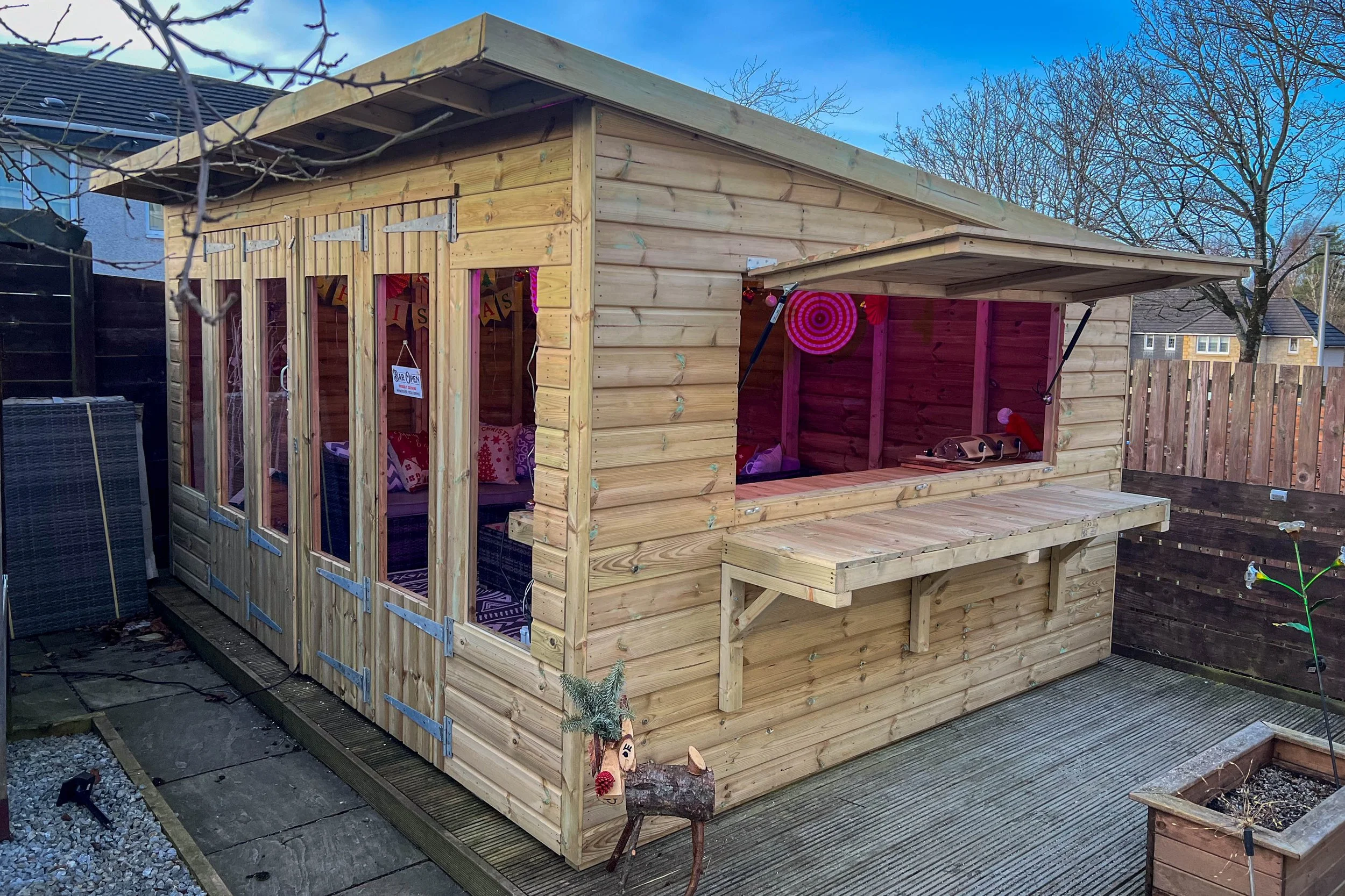 Bar Hatch Bi-Fold Summerhouse — SDS Garden Buildings & Landscapes