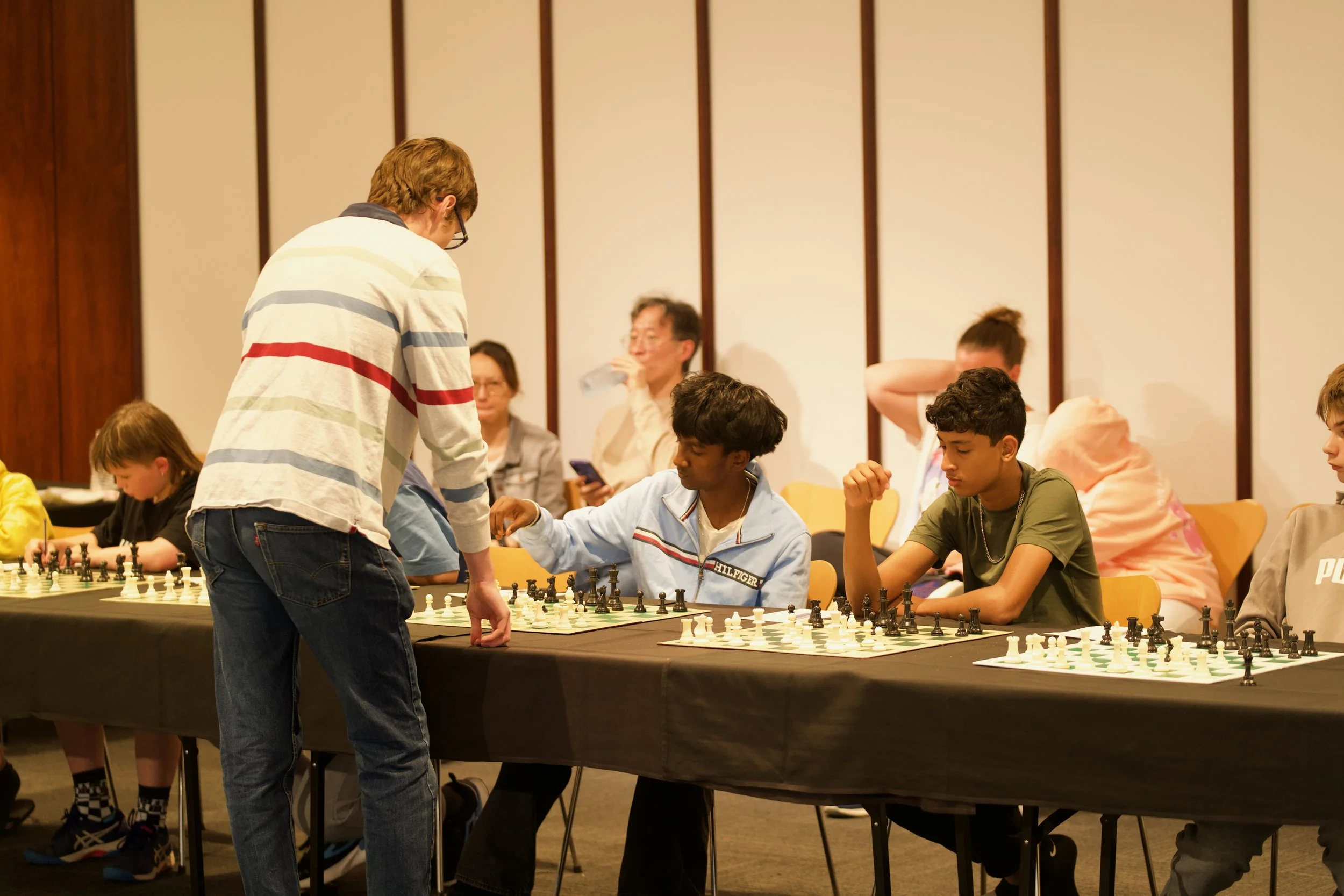 GM Anton Smirnov's Simultaneous Exhibition 