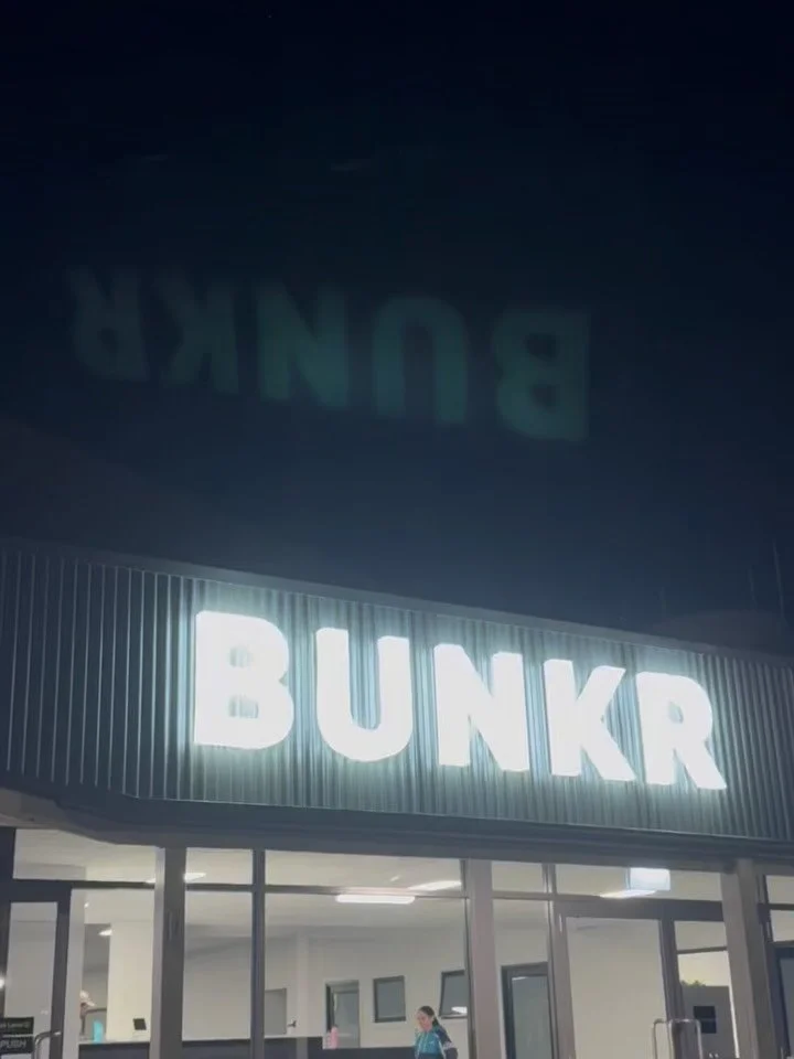 Huge shout out to @bunkrgym for having us tonight in the lead up to the big dance! We had a great session ran by @luketrevaskispt 🩵⚡️