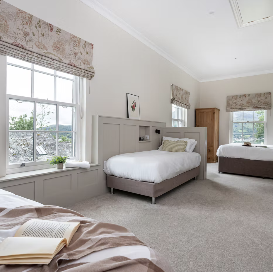 Shared Room with Ensuite - Triple