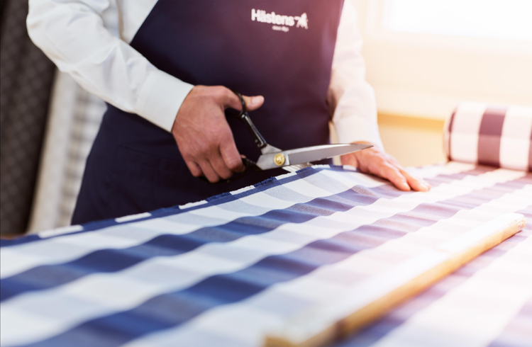 Hästens Handwerkskunst und natürliche Materialien