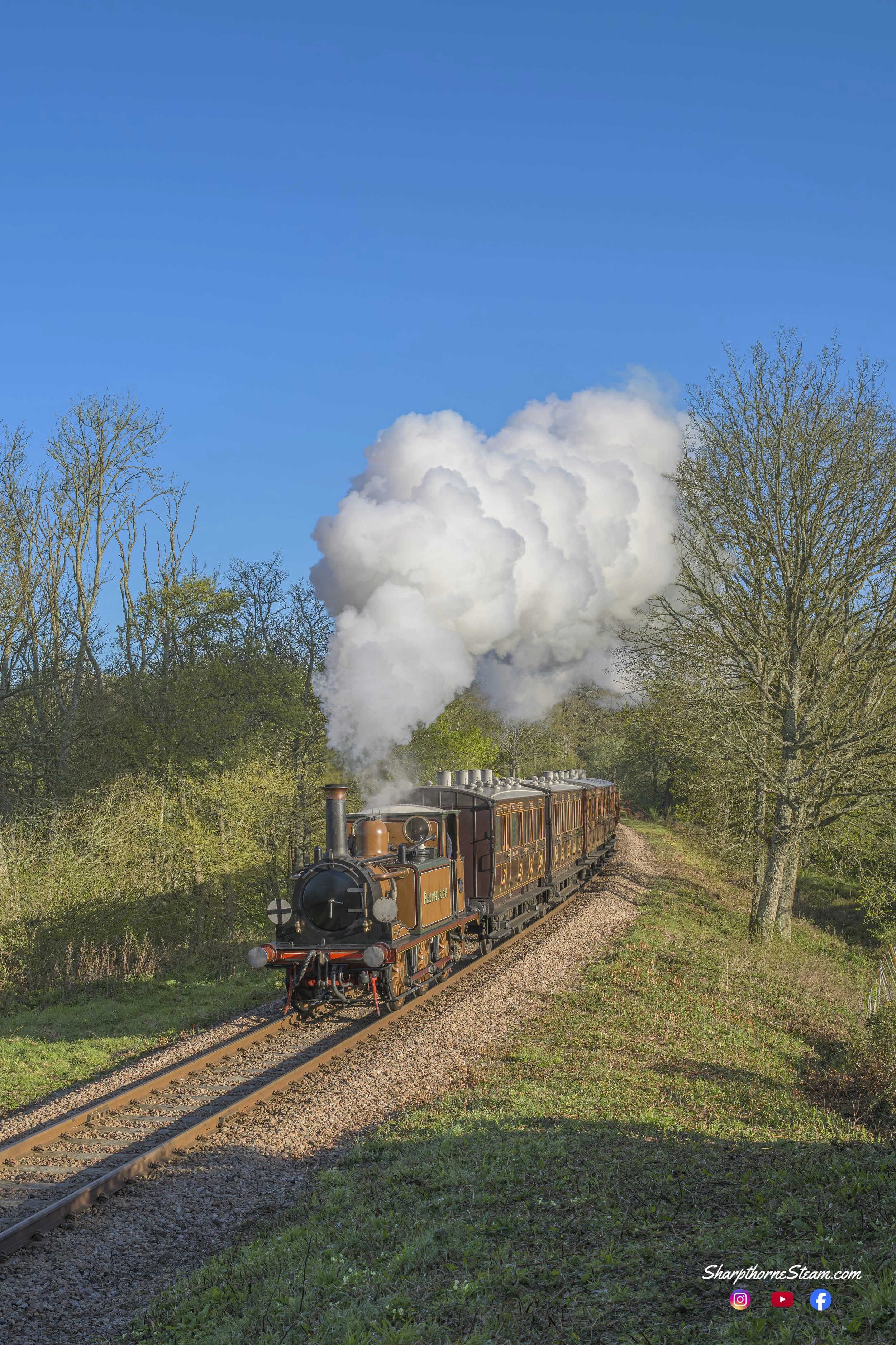 Early Bird Catches the Exhaust- No72 powers through Vaux End with an early morning service.