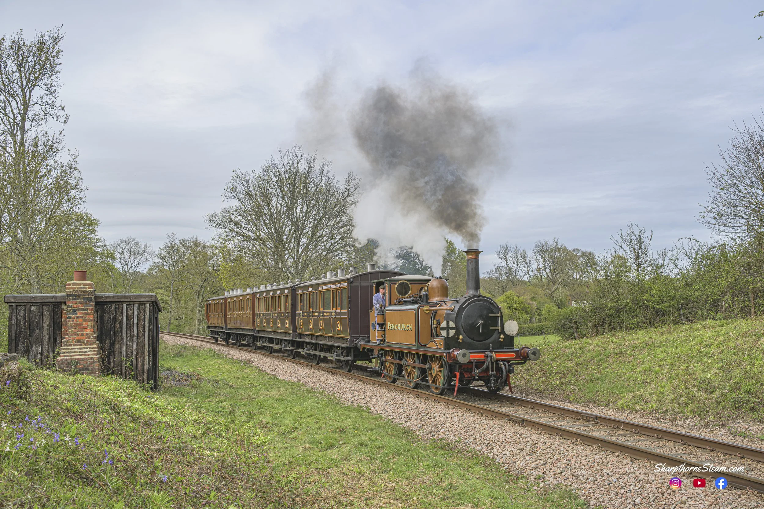 Grey Clouds - No72 under increasingly grey clouds, passes the PW hut at Vaux End. 