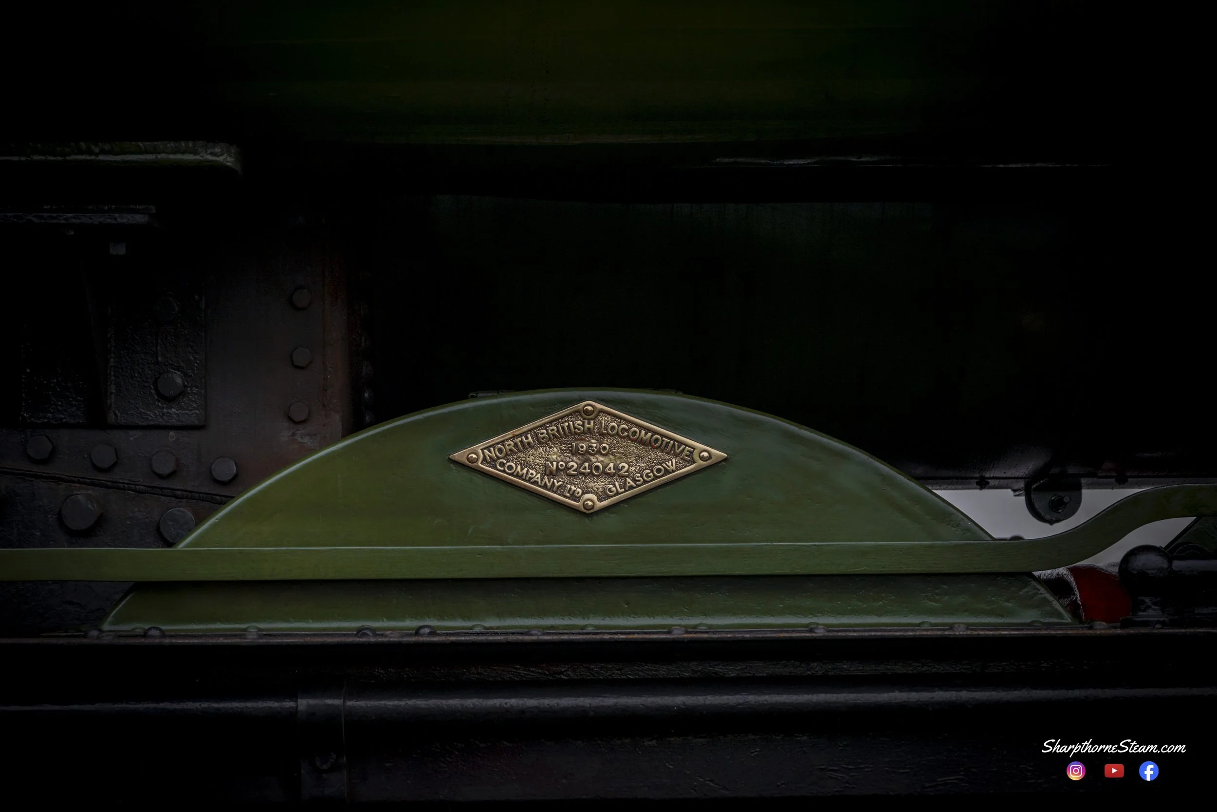 Builders Plate - No7754's building plate. 