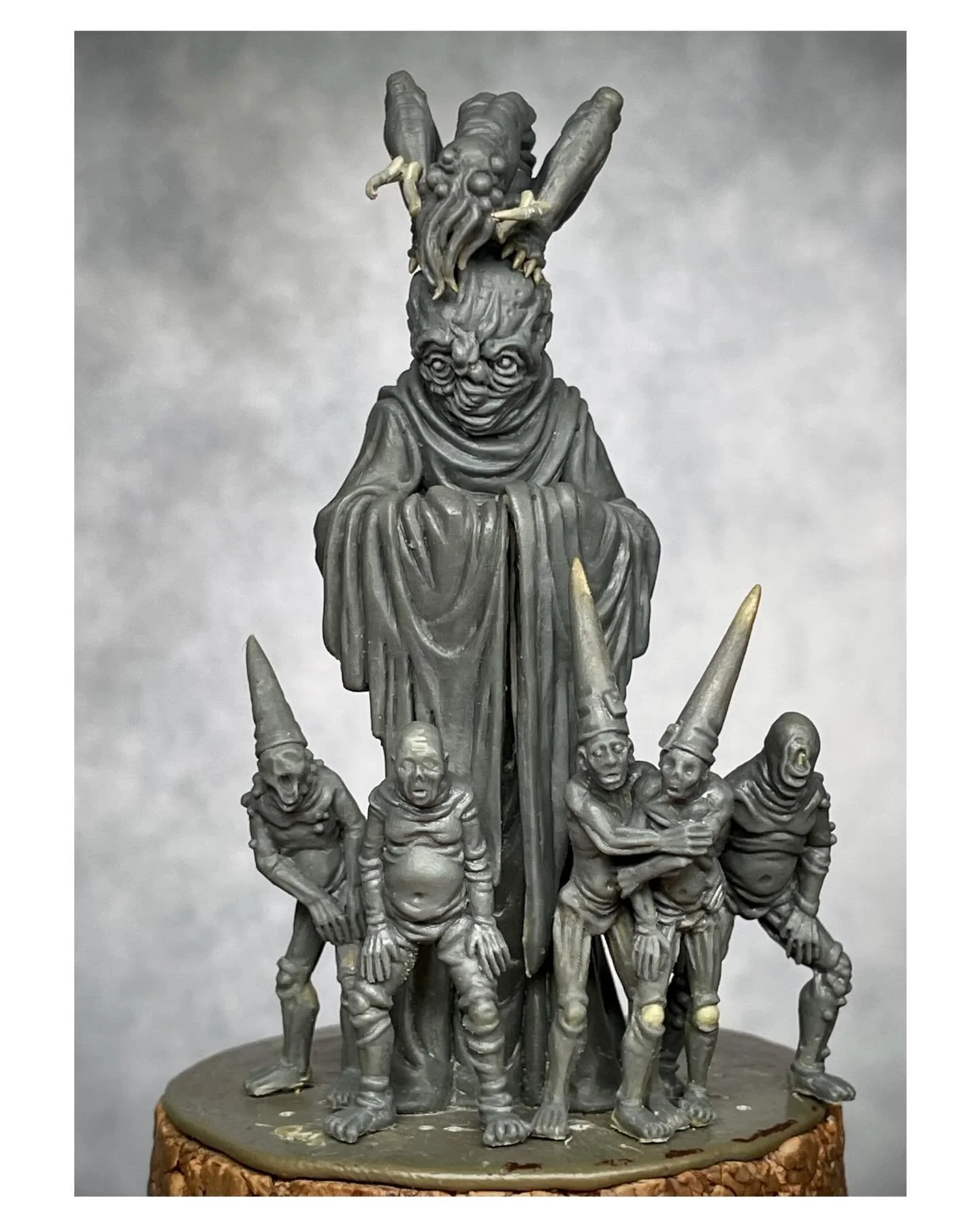 Hell Demon Mini Diorama! I have finally completed this piece for my latest collaboration with @blackcrabart there are 48hrs remaining on the campaign so head to my links if you want to pick up this monstrous piece. #blackcrabminiatures #indieminis #n