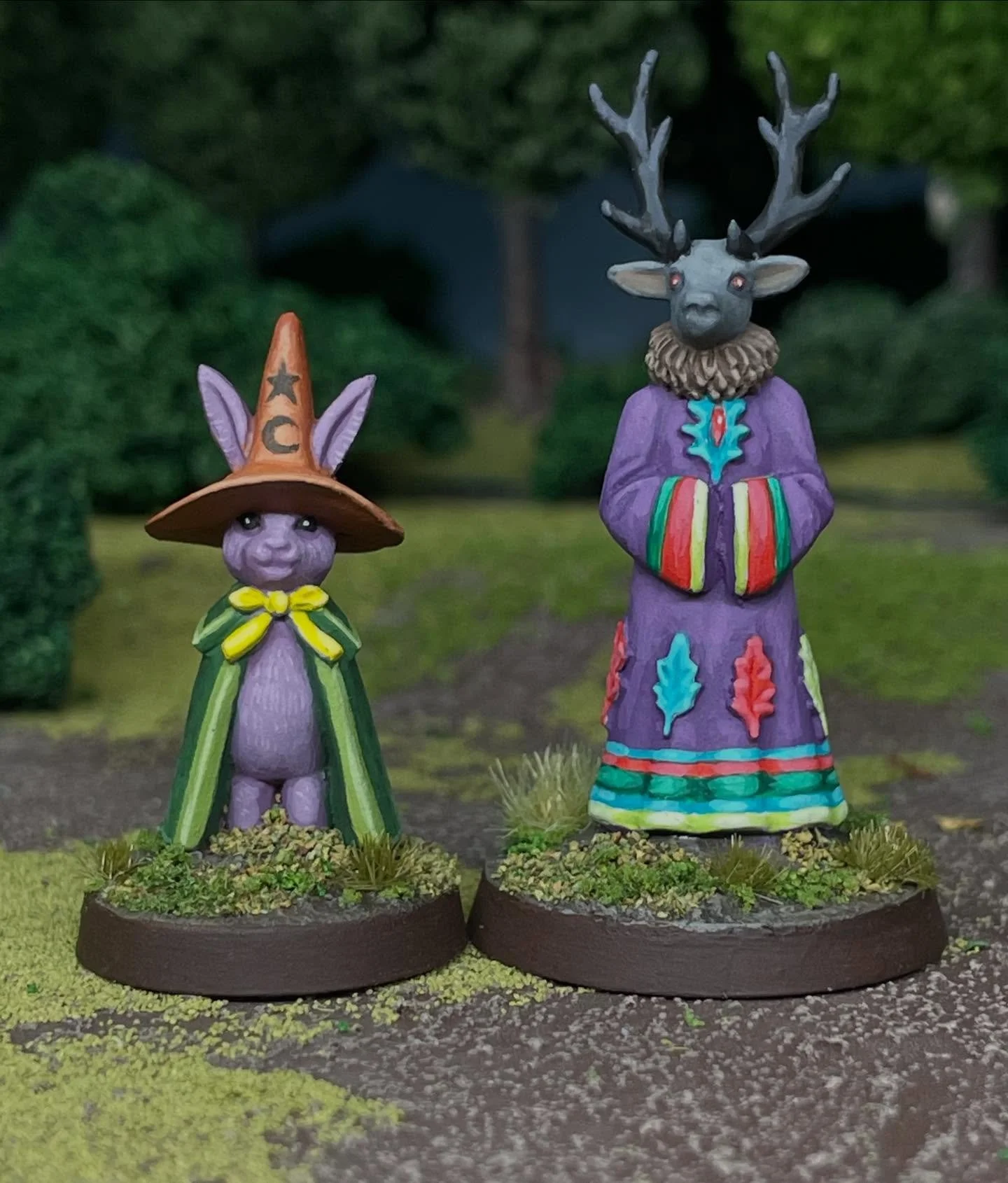 Mere hours remain to get these guys on Kickstarter! I&rsquo;ve had a great time creating these little guys in collaboration with @brettmanningart #ttrp #dnd #paintimgminiatures #fae #sidhe