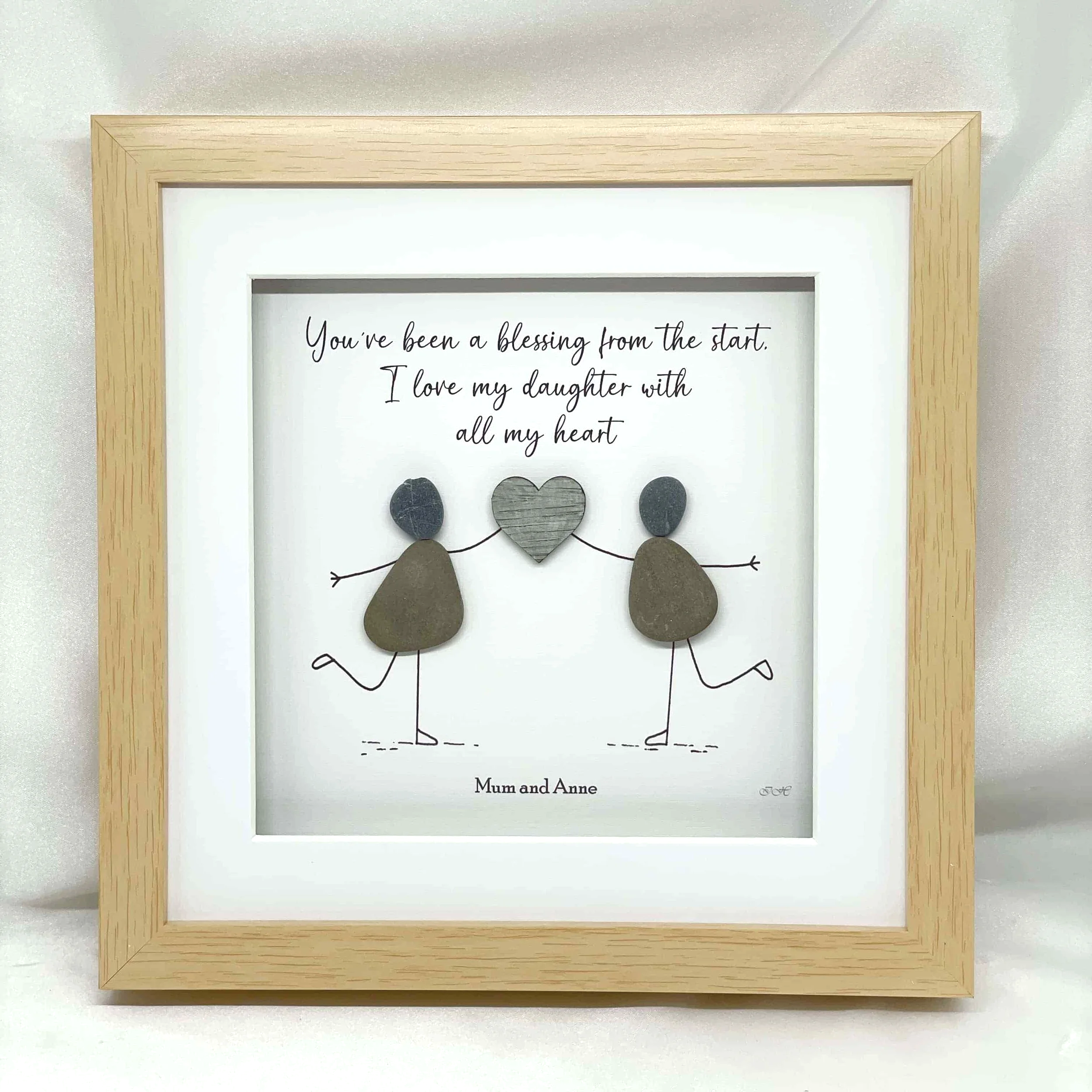 mother-daughter-pebble-picture-oak-frame.png