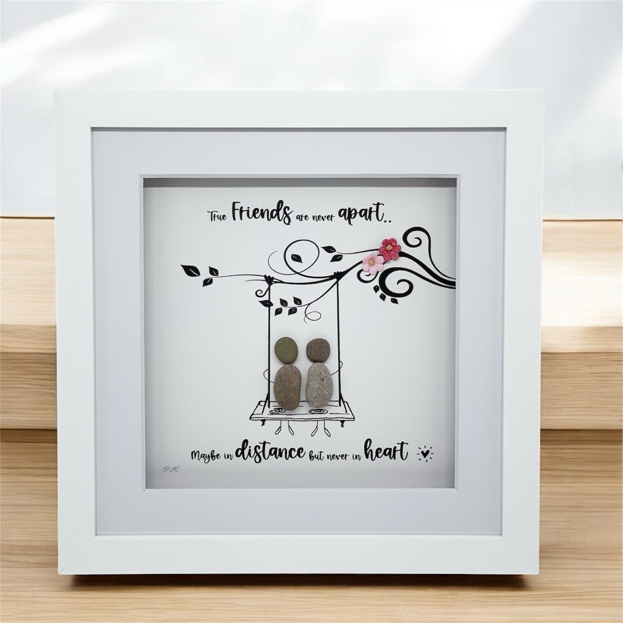 Friends gift, distant friendship present