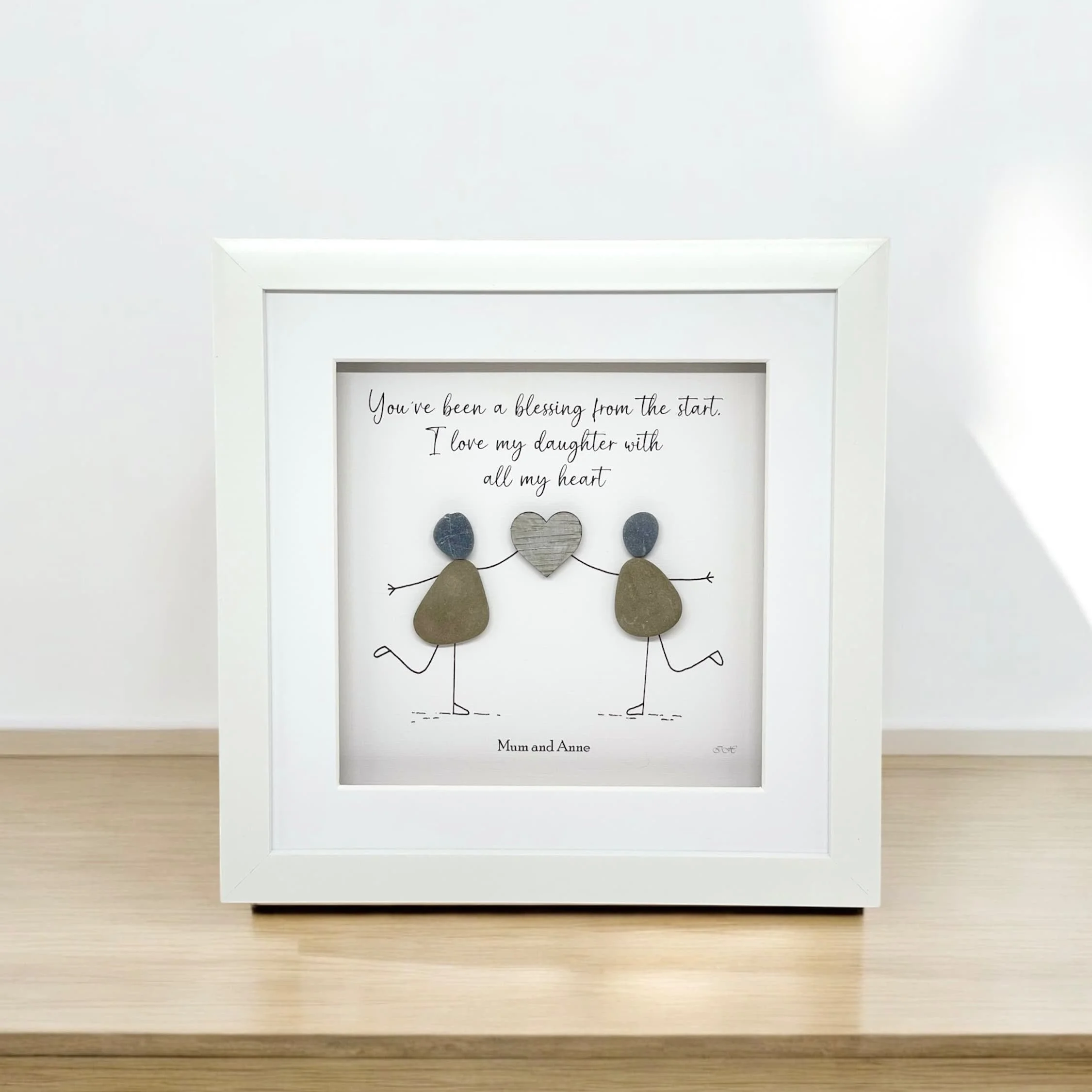 mother-daughter-pebble-oicture-personalised-8x8.JPG