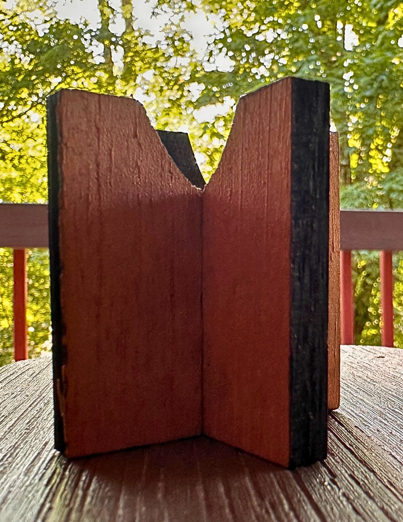 cigar stand (2).jpg