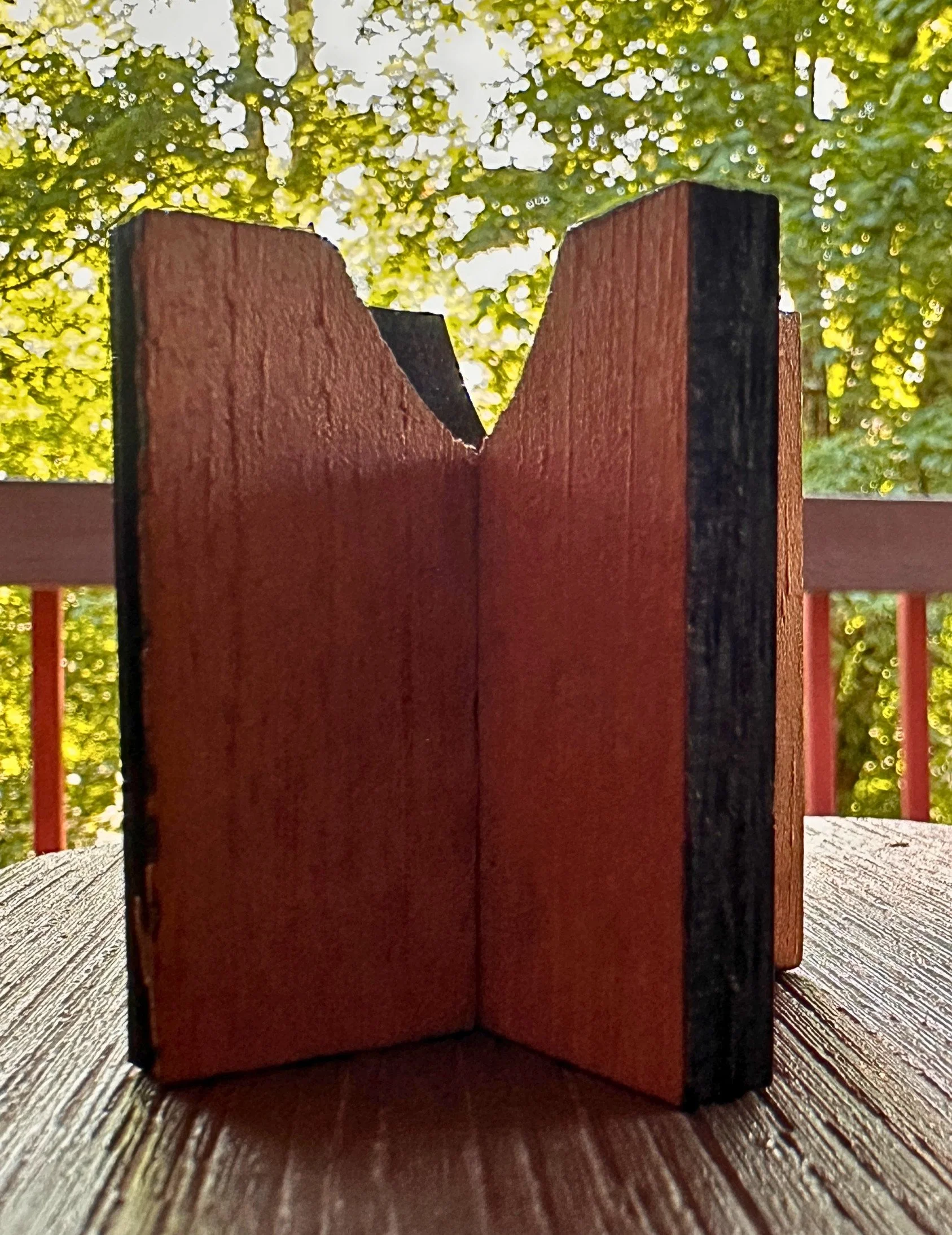 cigar stand (2).jpg