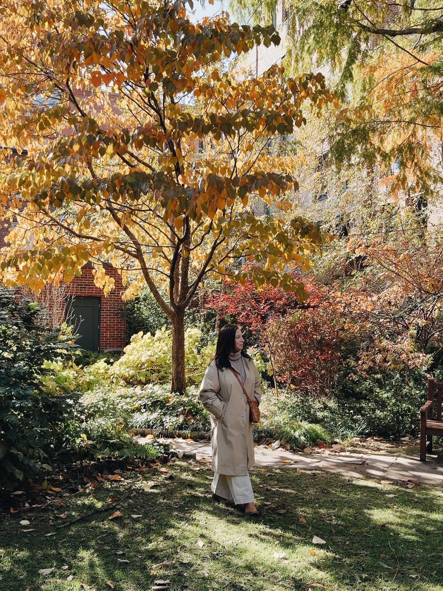 &ldquo;Don&rsquo;t you love New York in the fall? It makes me want to buy school supplies. I would send you a bouquet of newly sharpened pencils if I knew your name and address.&rdquo; -Nora Ephron || #stlukesinthefields #nyc