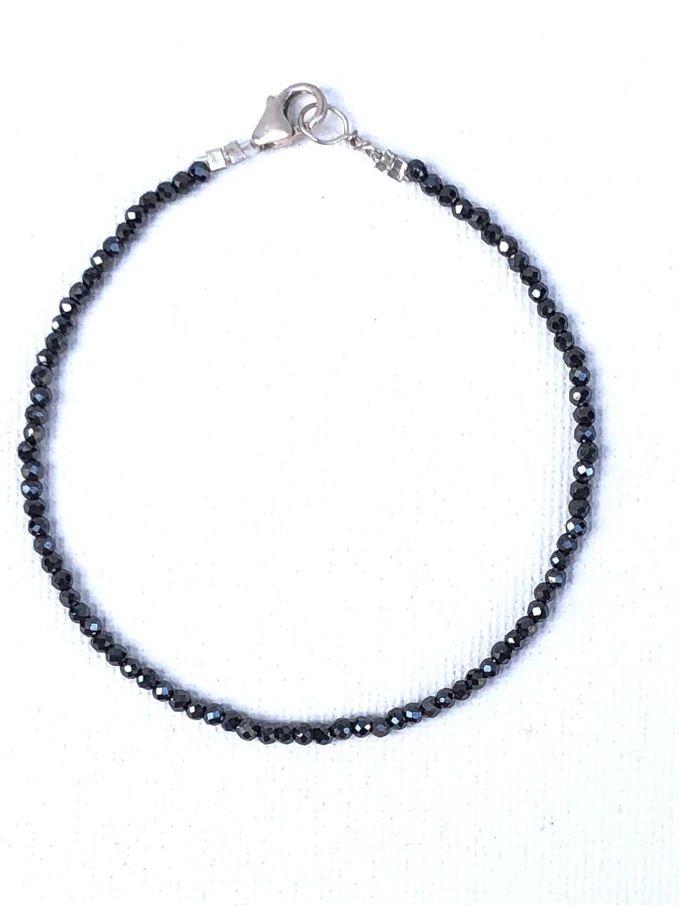 Tinie en hematite