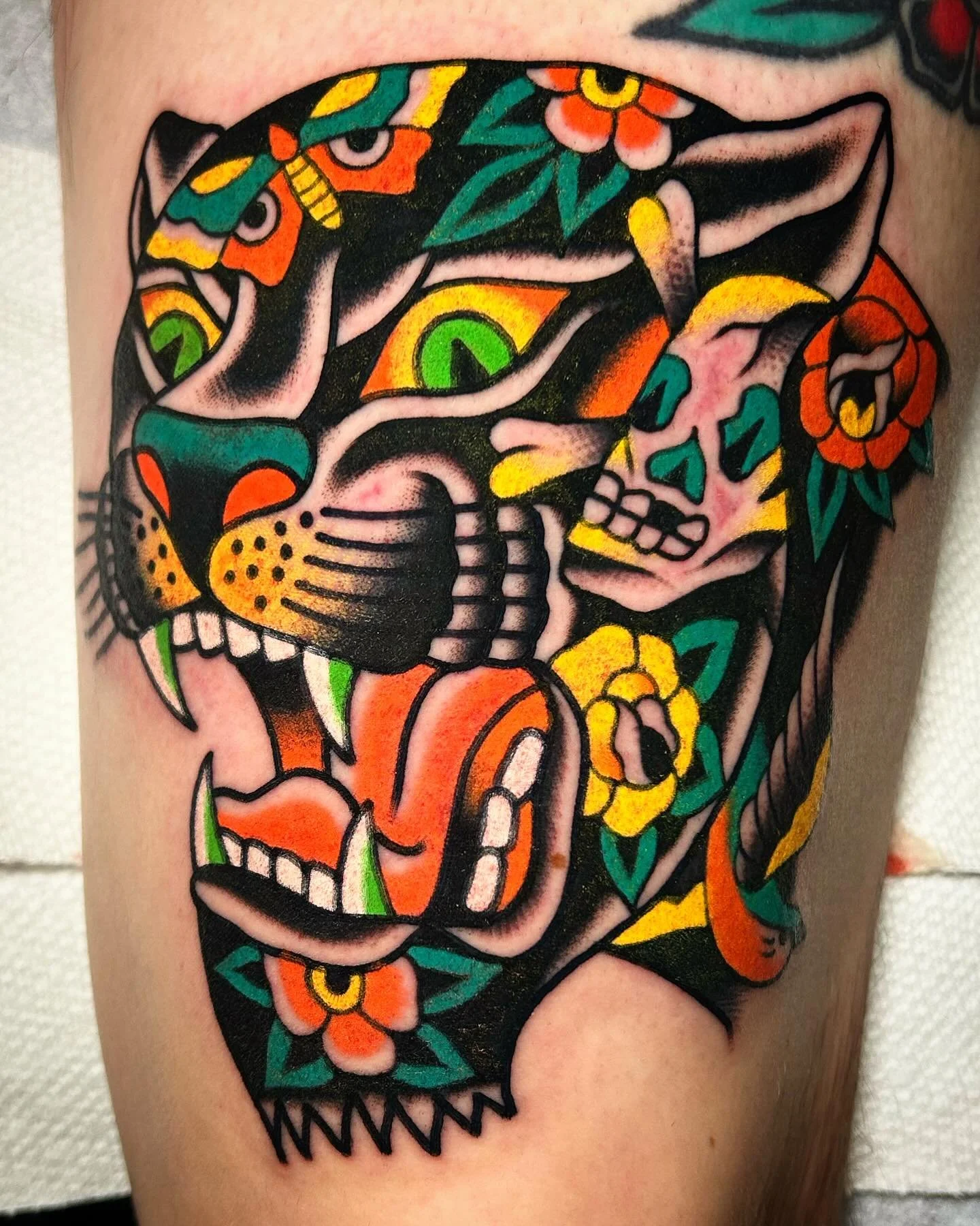 One of my favorites from this year! Hope everyone has an amazing and safe New Year&rsquo;s Eve!! Much love from myself and @sweetandsourtattoo to you and yours, see you next year!! @amigosmfg @kingpintattoosupply #kingpintattoosupply