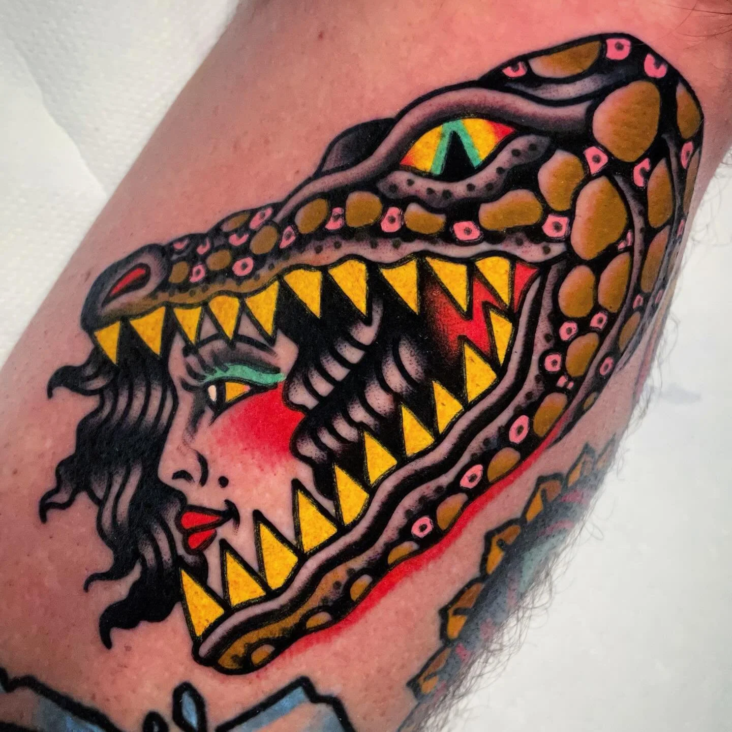 Just a reminder, I&rsquo;m now booking for April-June (excluding travel) 2026!! Use the &lsquo;Book Now&rsquo; button in my bio to schedule with me! We have thousands of hand painted designs in the shop to choose from, and I love doing custom tattooi