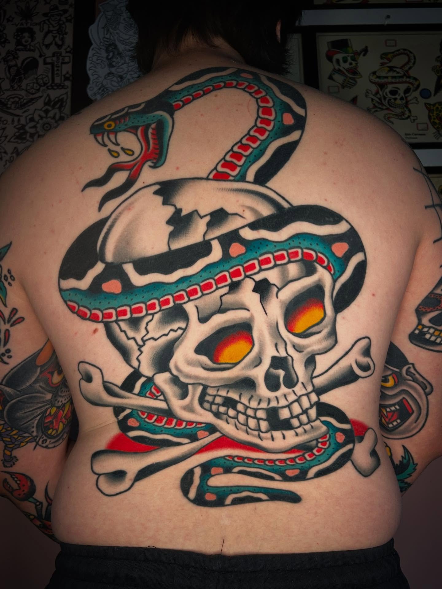 @ericcarranzatattoo back finished!!! (For now) @suarezism is gonna add background around this to make it a full back, stoked to see the finished product and love working alongside some of my favorite tattooers and people in the entire world!!! @sweet
