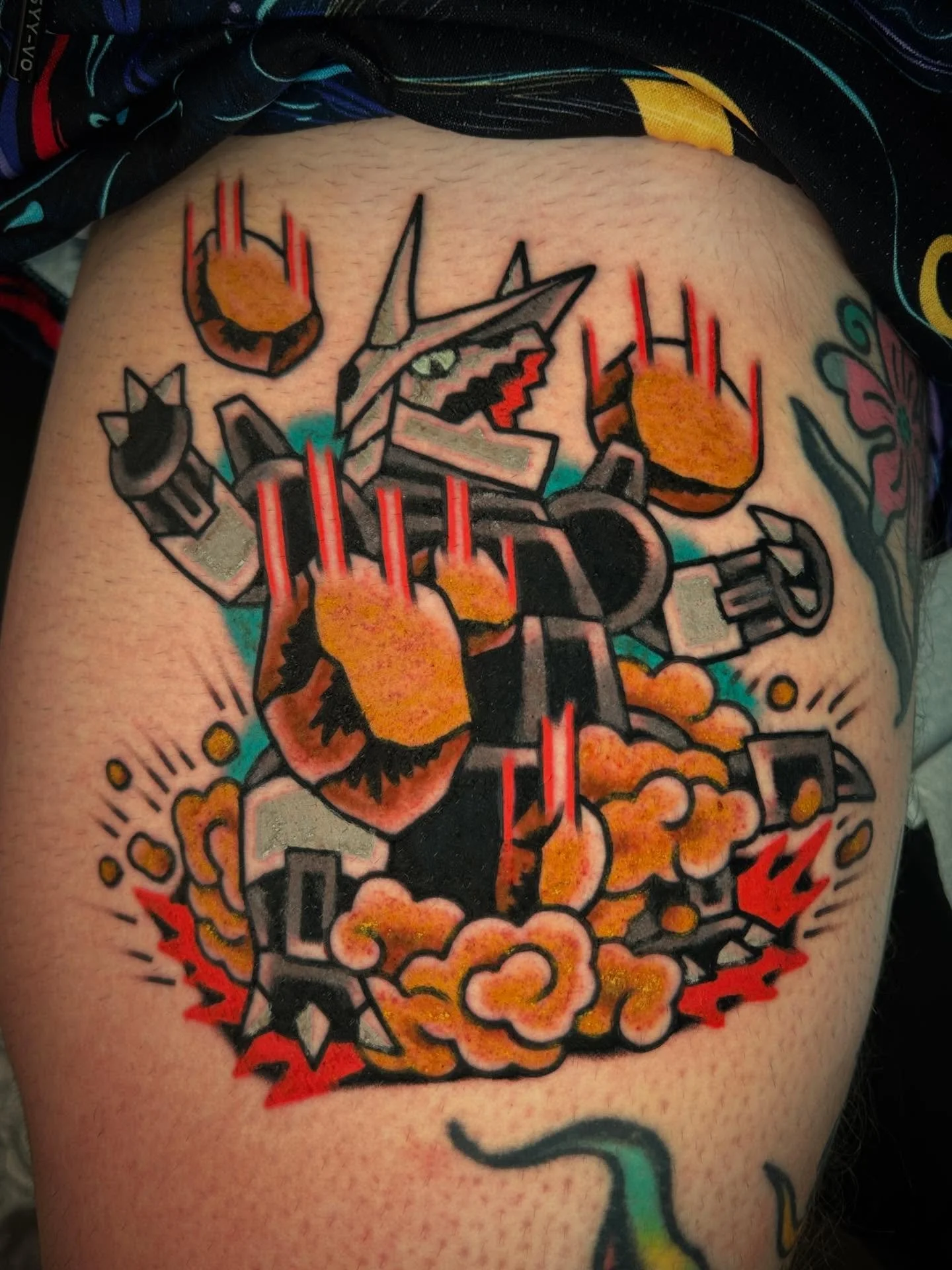 FANTASY&rsquo;S FEST DAY ONE!! Thank you to everybody who got tattooed and the entire @fantasystattoo crew for putting on such an amazing event!!! Incredibly honored to be included in a line-up of so many heavy hitters! I loved getting to see so many