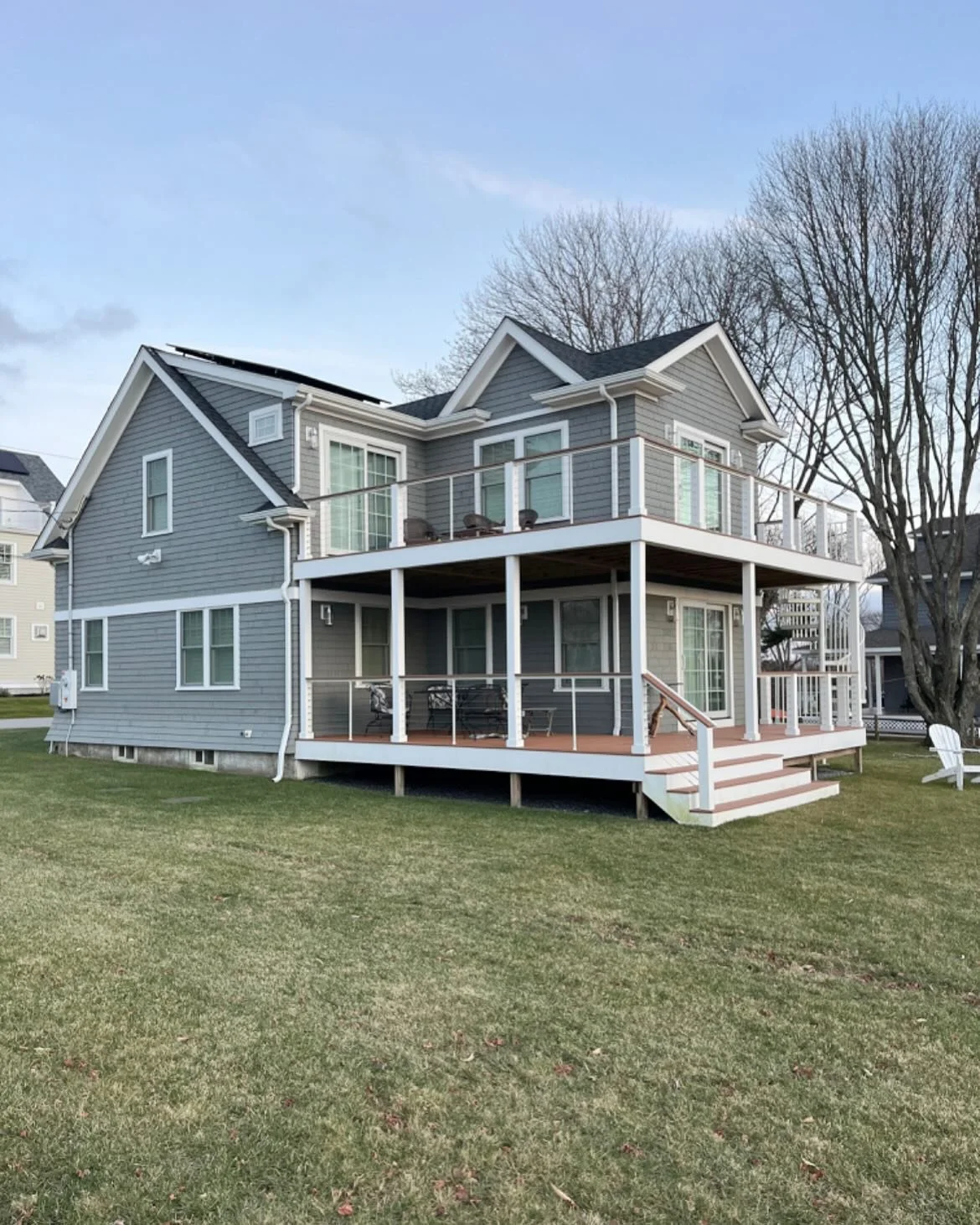 Love visiting past projects. This fun summer cottage in #Narragansettri is holding up beautifully 🌊

#southkingstownri #westerlyri #jamestownri #charlestownri #contractors #contractorsofri #buildersofri #build #architechture #architechturephotograph